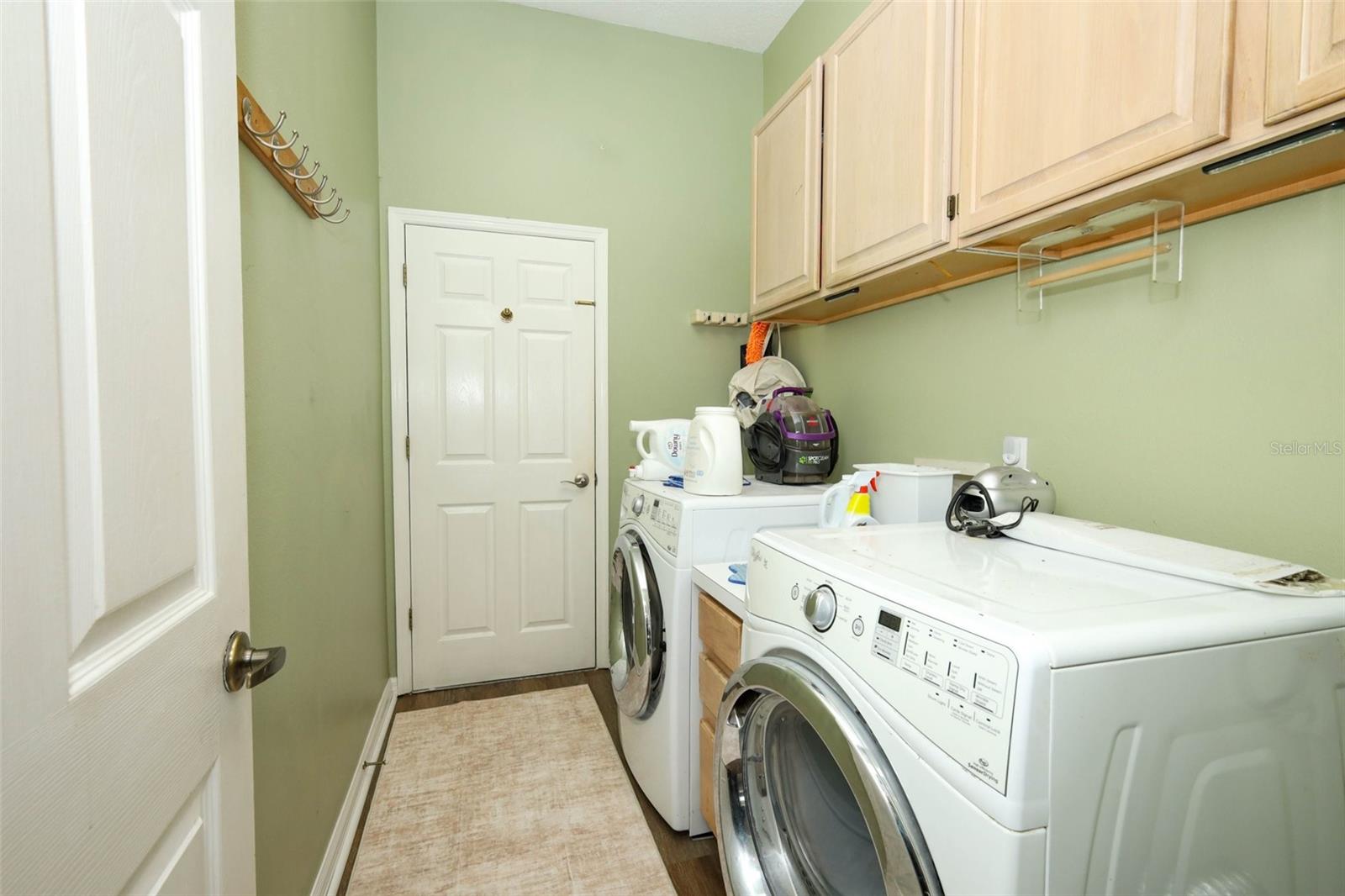 VILLAGES AT KINGSBRIDGE WEST TR B-1 - Residential