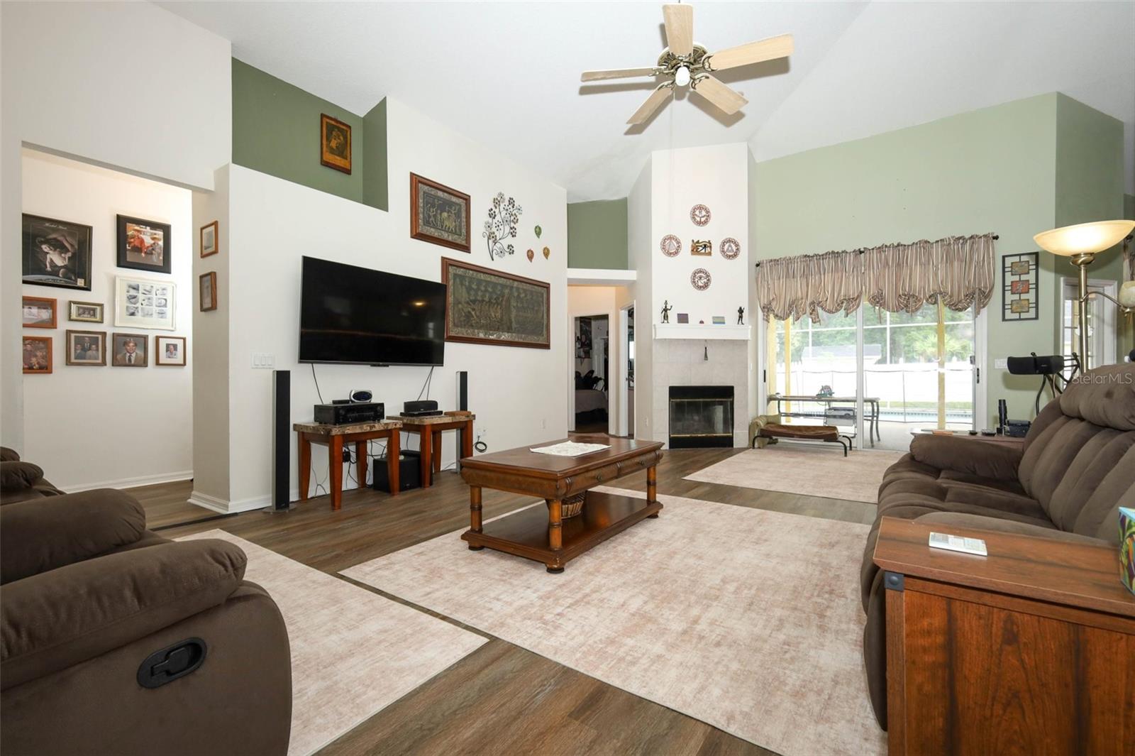 VILLAGES AT KINGSBRIDGE WEST TR B-1 - Residential