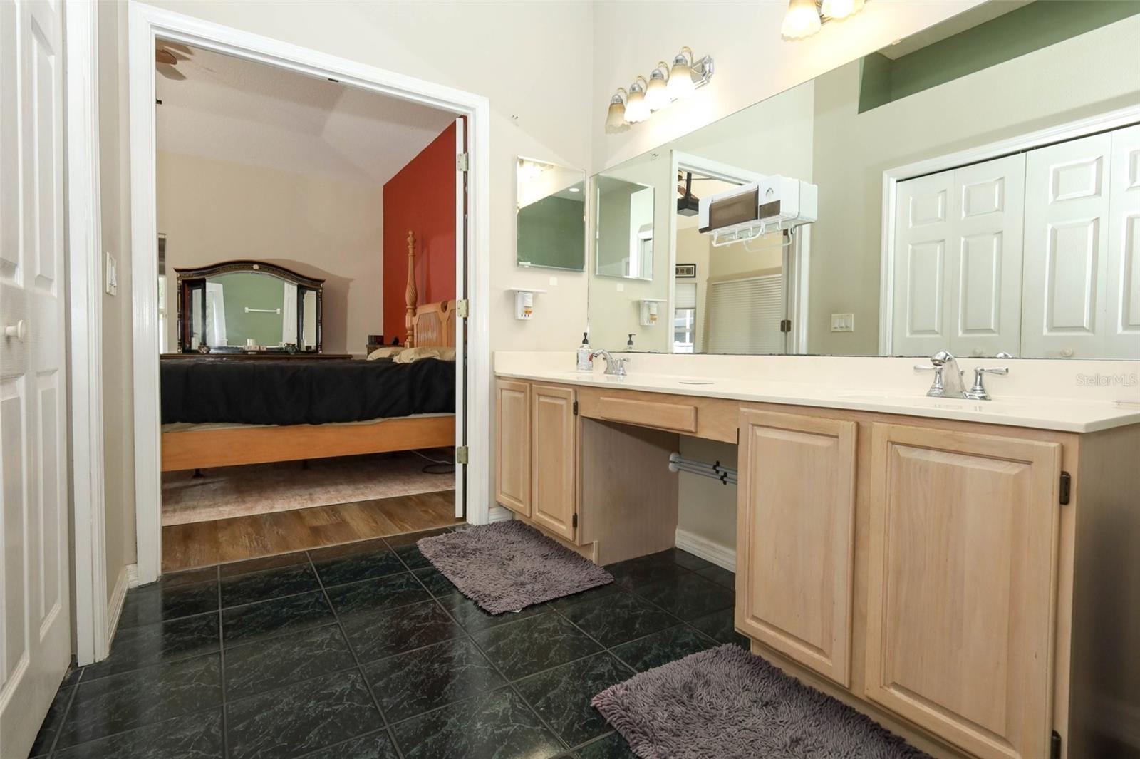 VILLAGES AT KINGSBRIDGE WEST TR B-1 - Residential