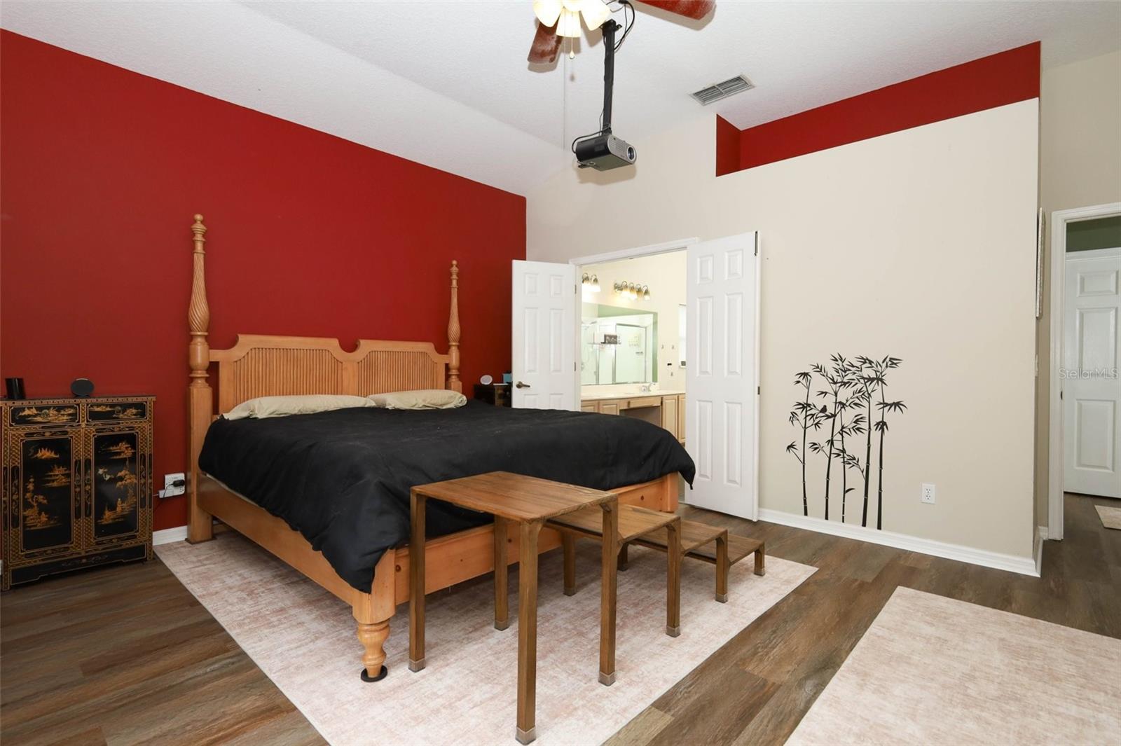 VILLAGES AT KINGSBRIDGE WEST TR B-1 - Residential