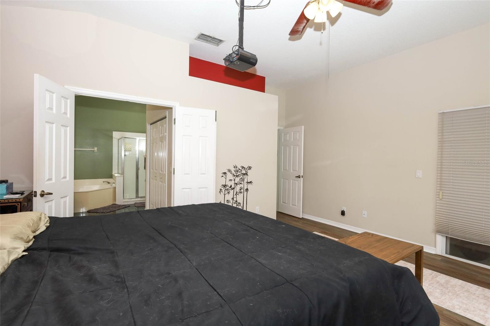 VILLAGES AT KINGSBRIDGE WEST TR B-1 - Residential