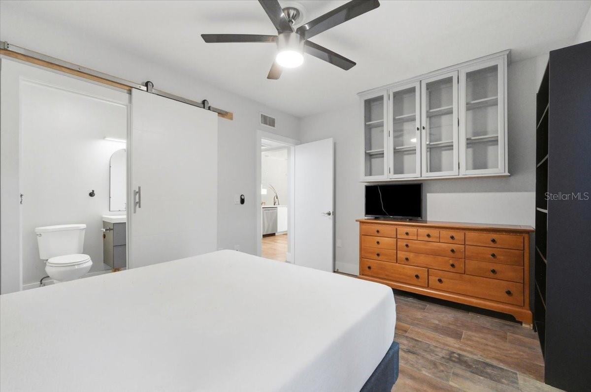 CASA LOMA CONDO - Residential