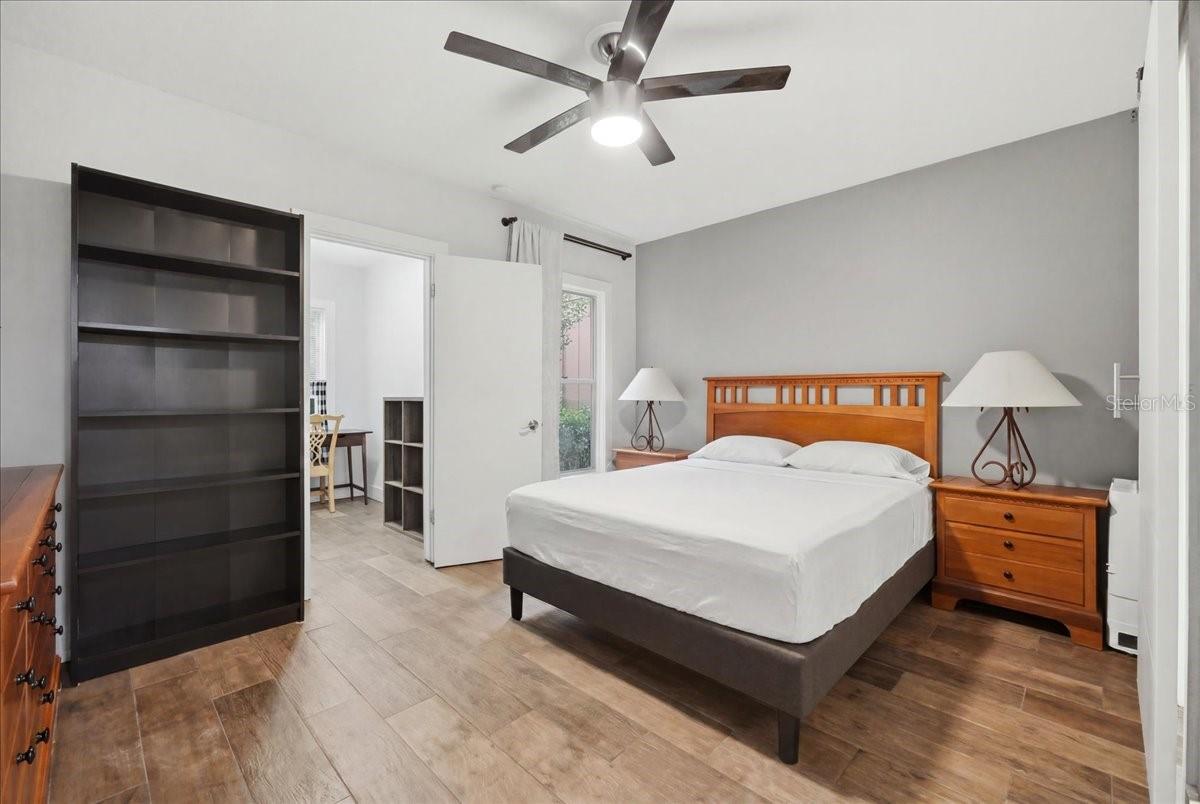 CASA LOMA CONDO - Residential