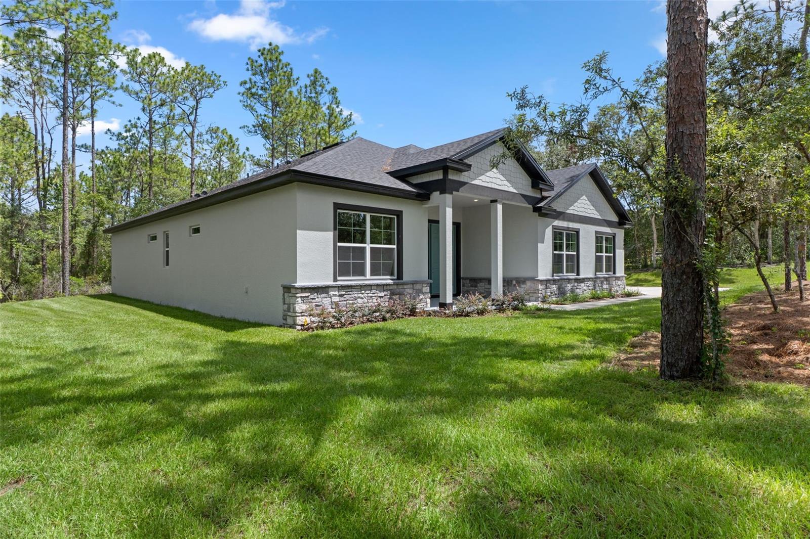 FAIRVIEW ESTATES - Residential