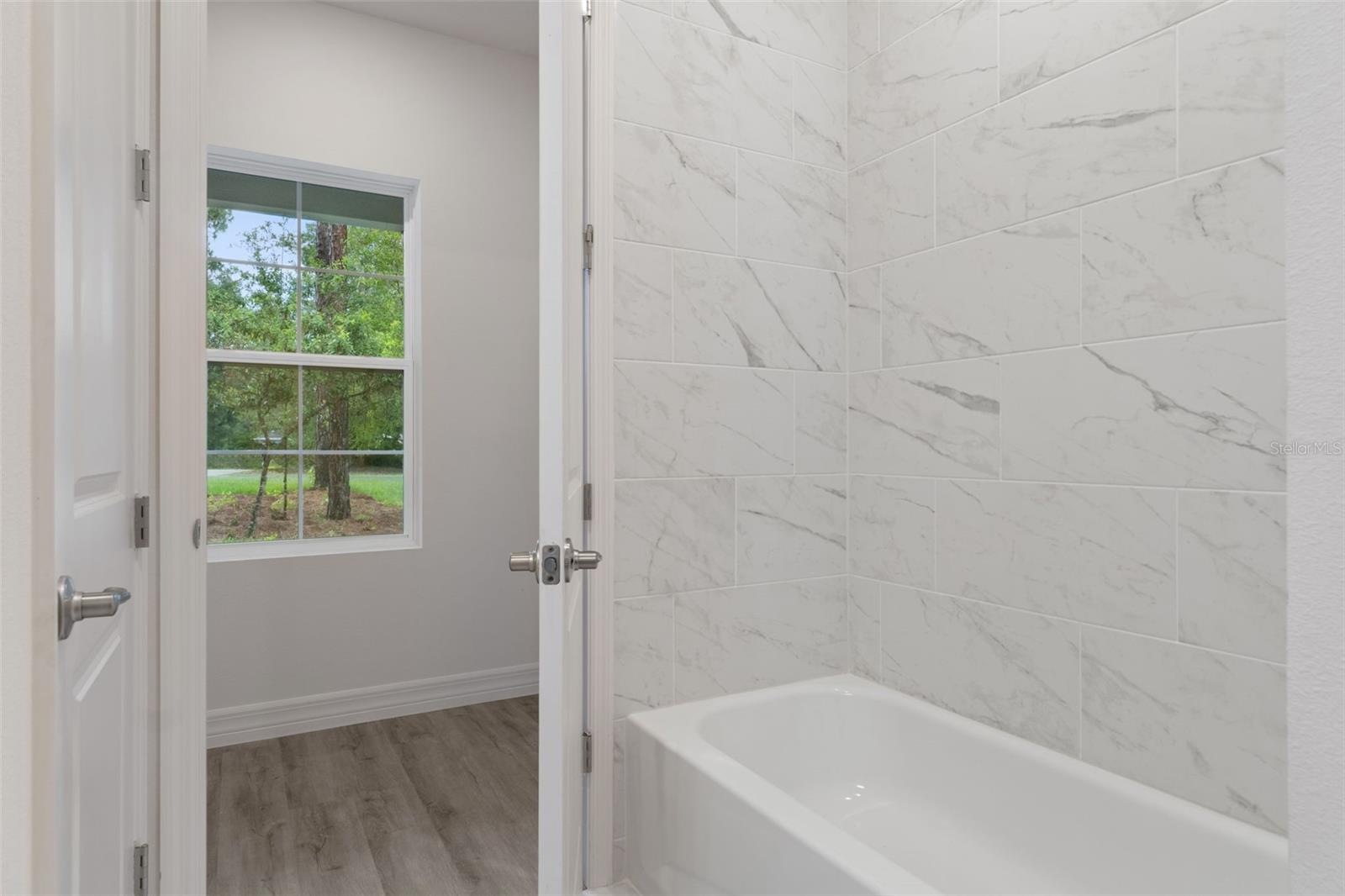 FAIRVIEW ESTATES - Residential