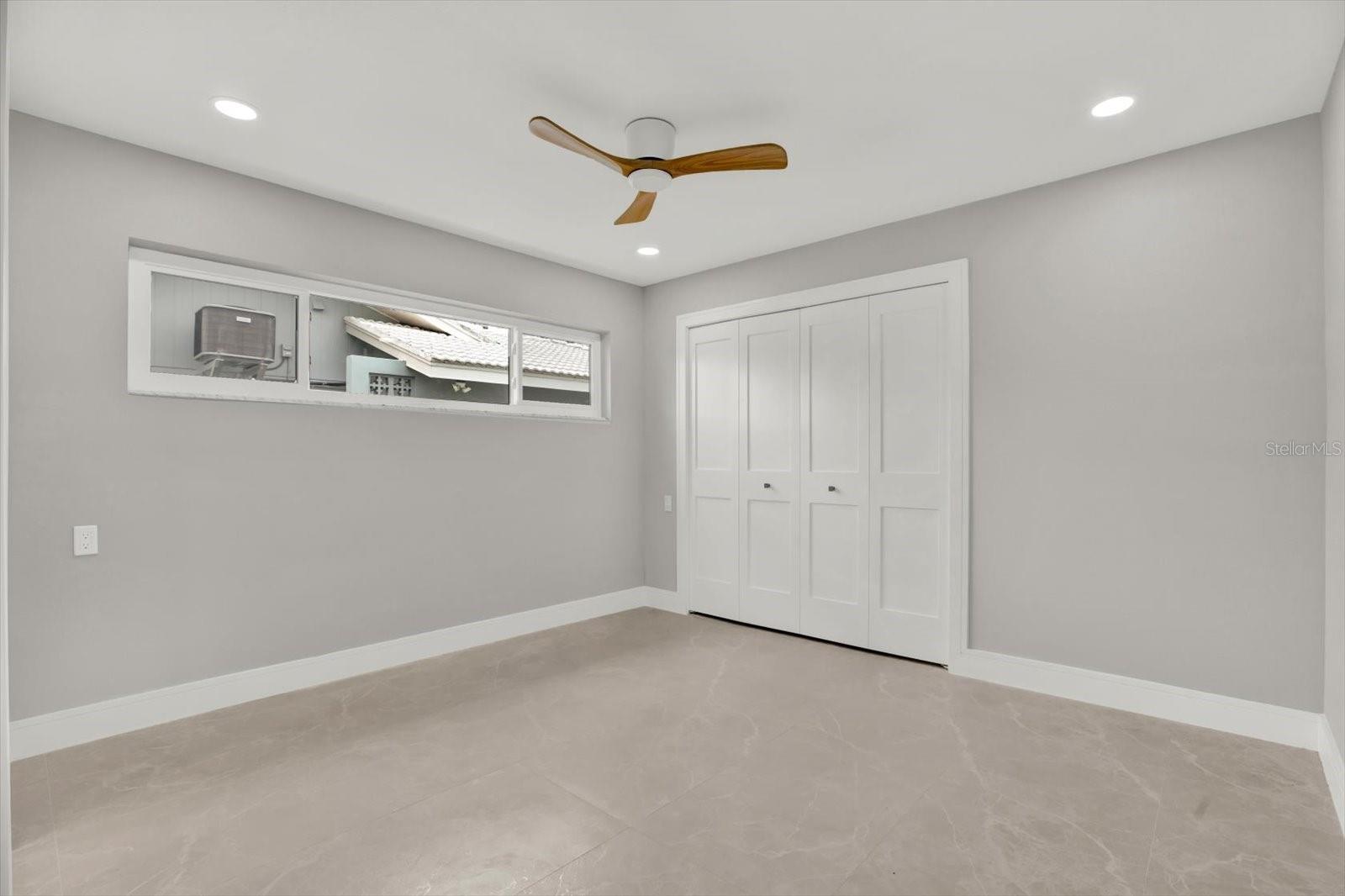 RIDGEWOOD RIVIERA - Residential