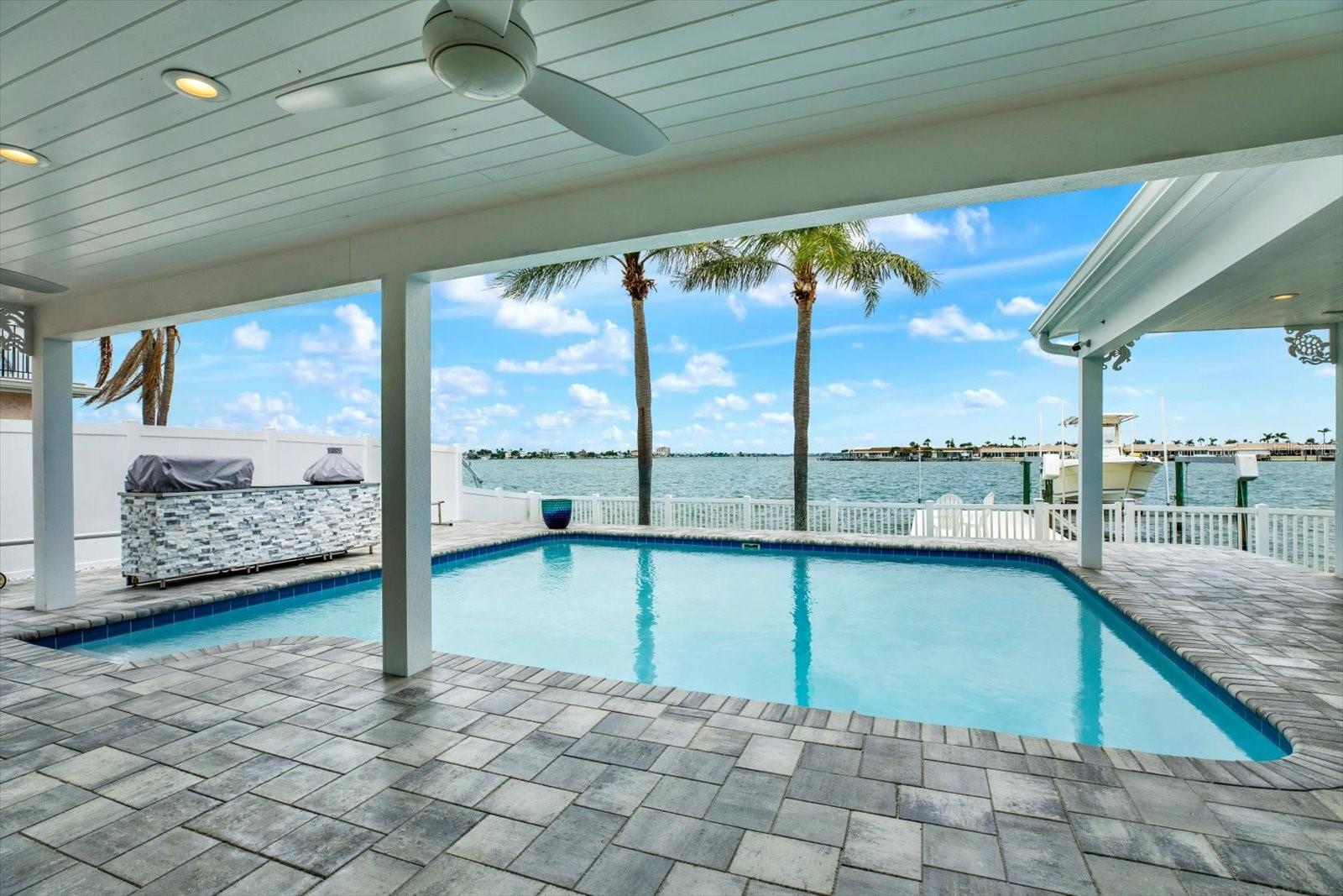 RIDGEWOOD RIVIERA - Residential