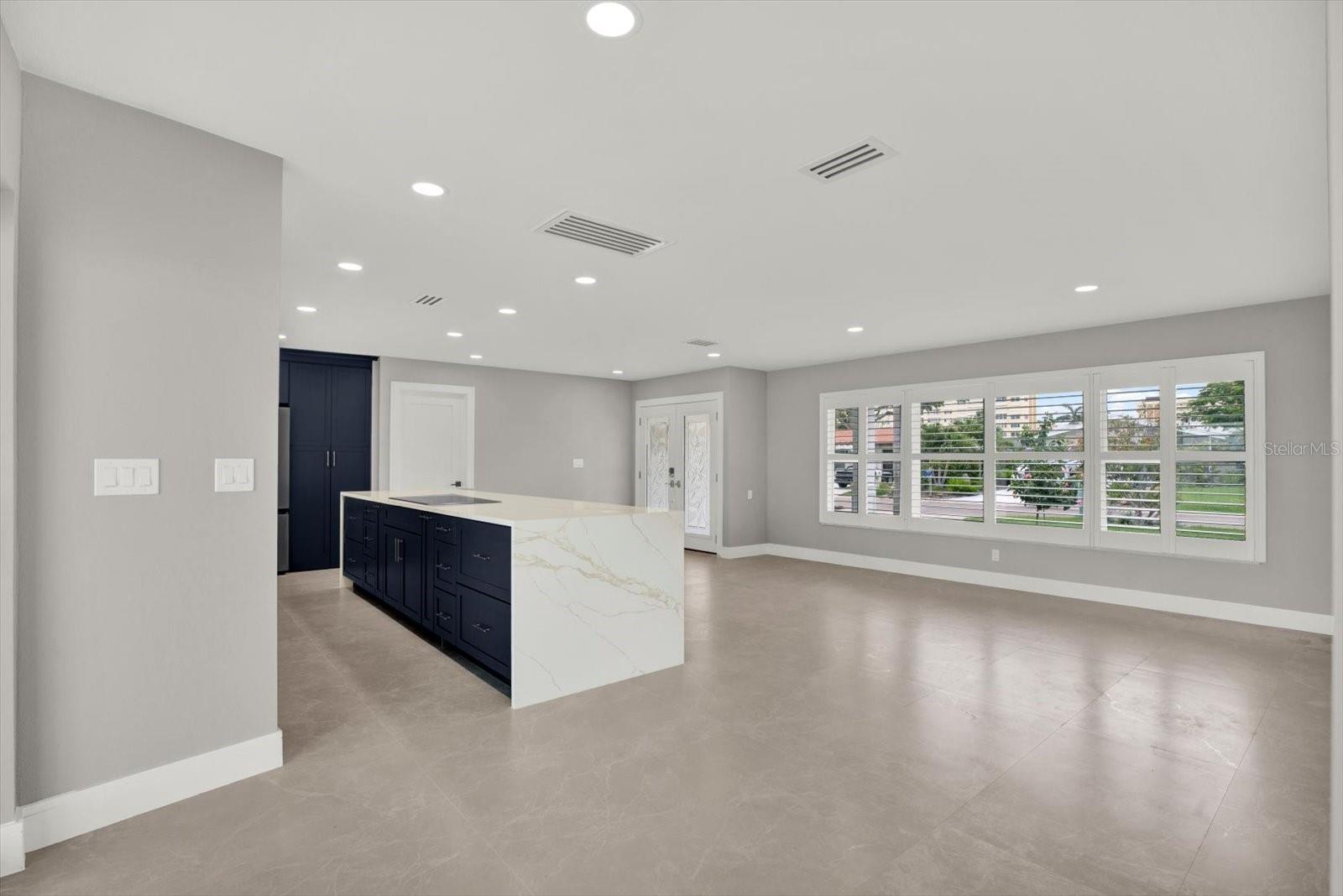 RIDGEWOOD RIVIERA - Residential