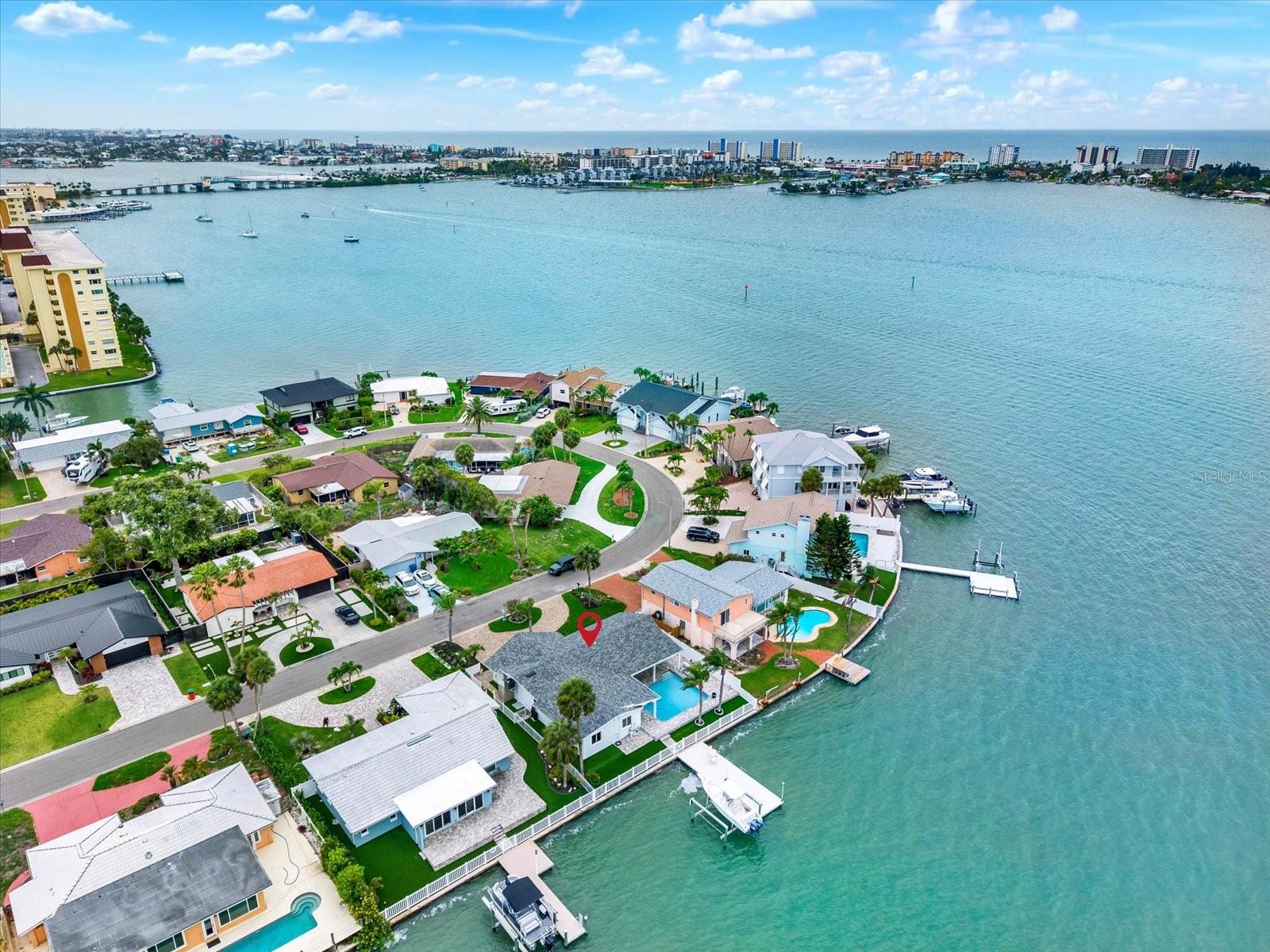 RIDGEWOOD RIVIERA - Residential