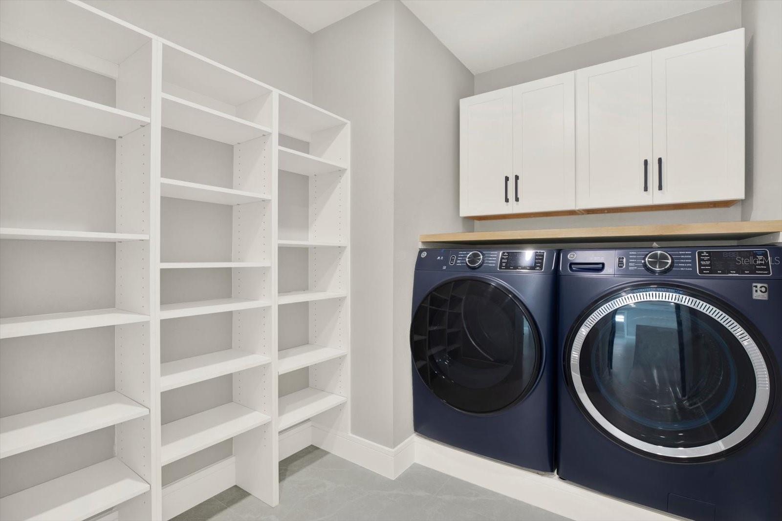 RIDGEWOOD RIVIERA - Residential