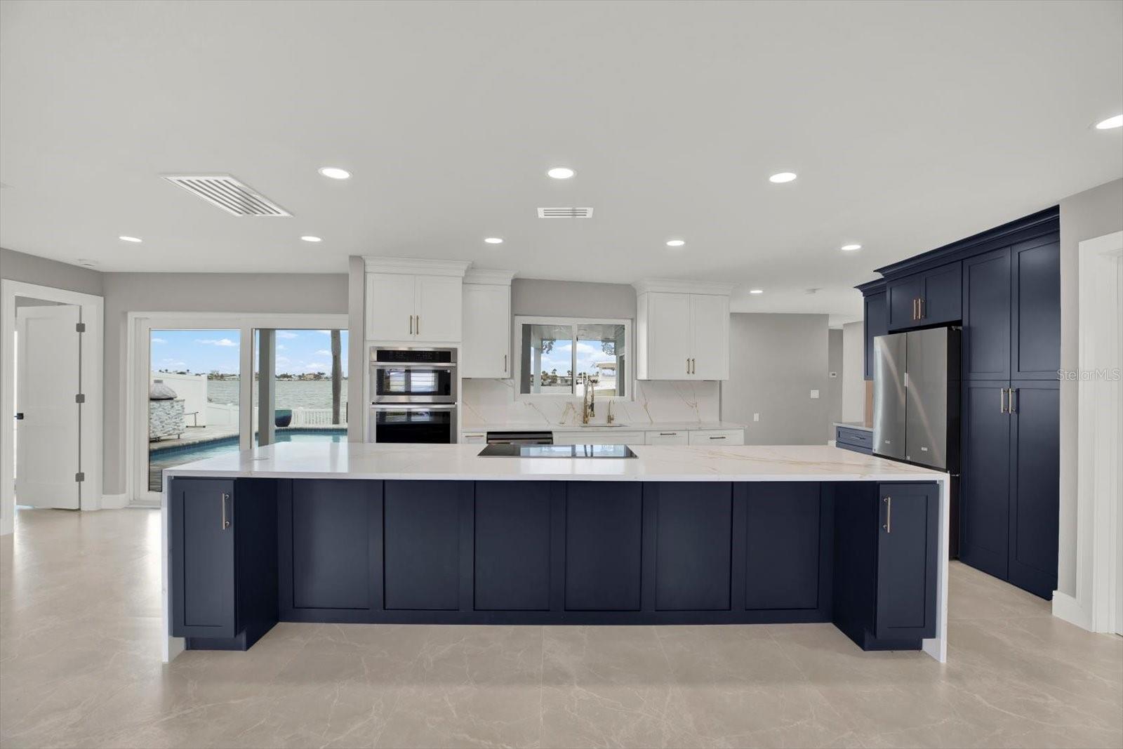 RIDGEWOOD RIVIERA - Residential
