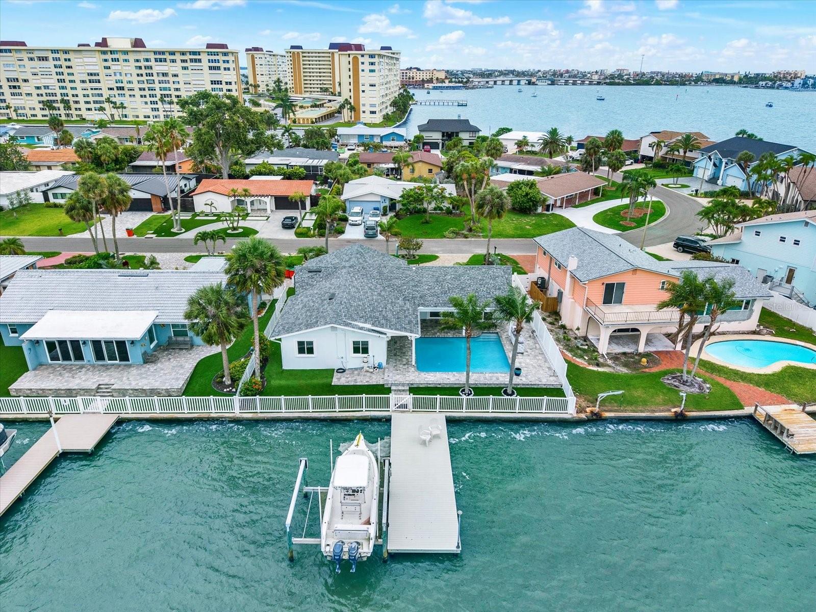 RIDGEWOOD RIVIERA - Residential