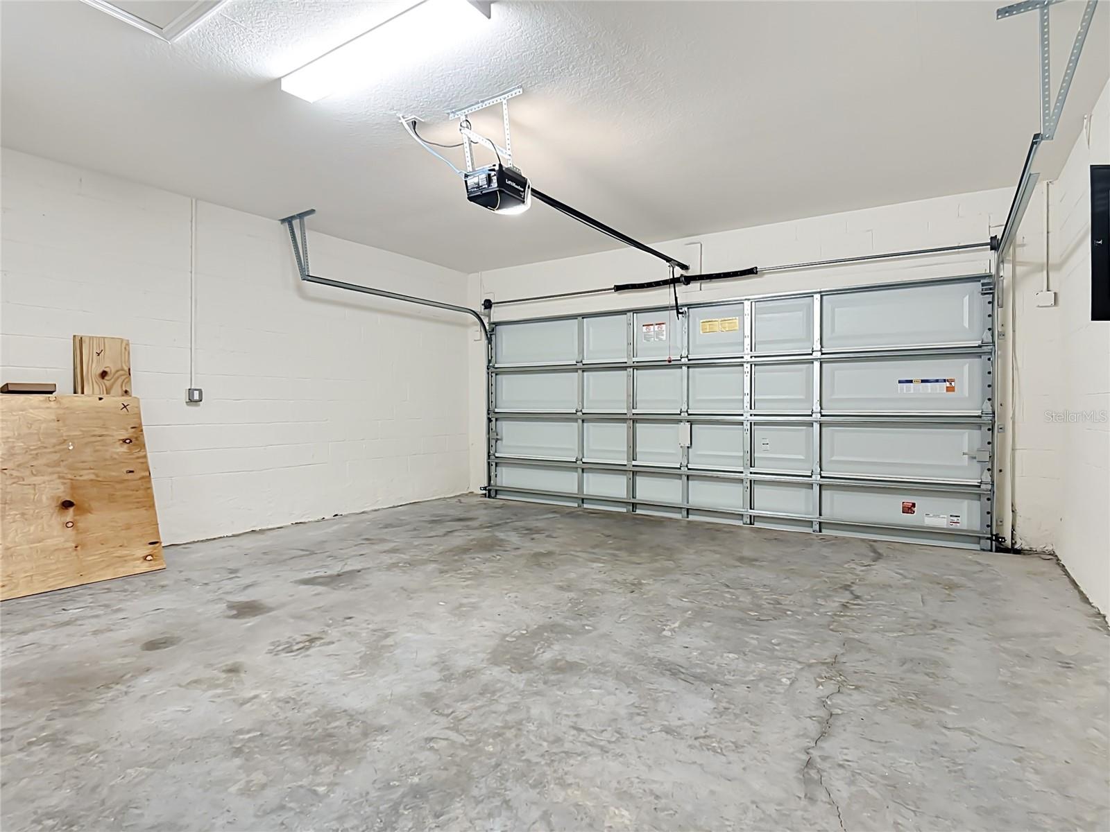 HIGHLAND MDWS PH 7 - Residential