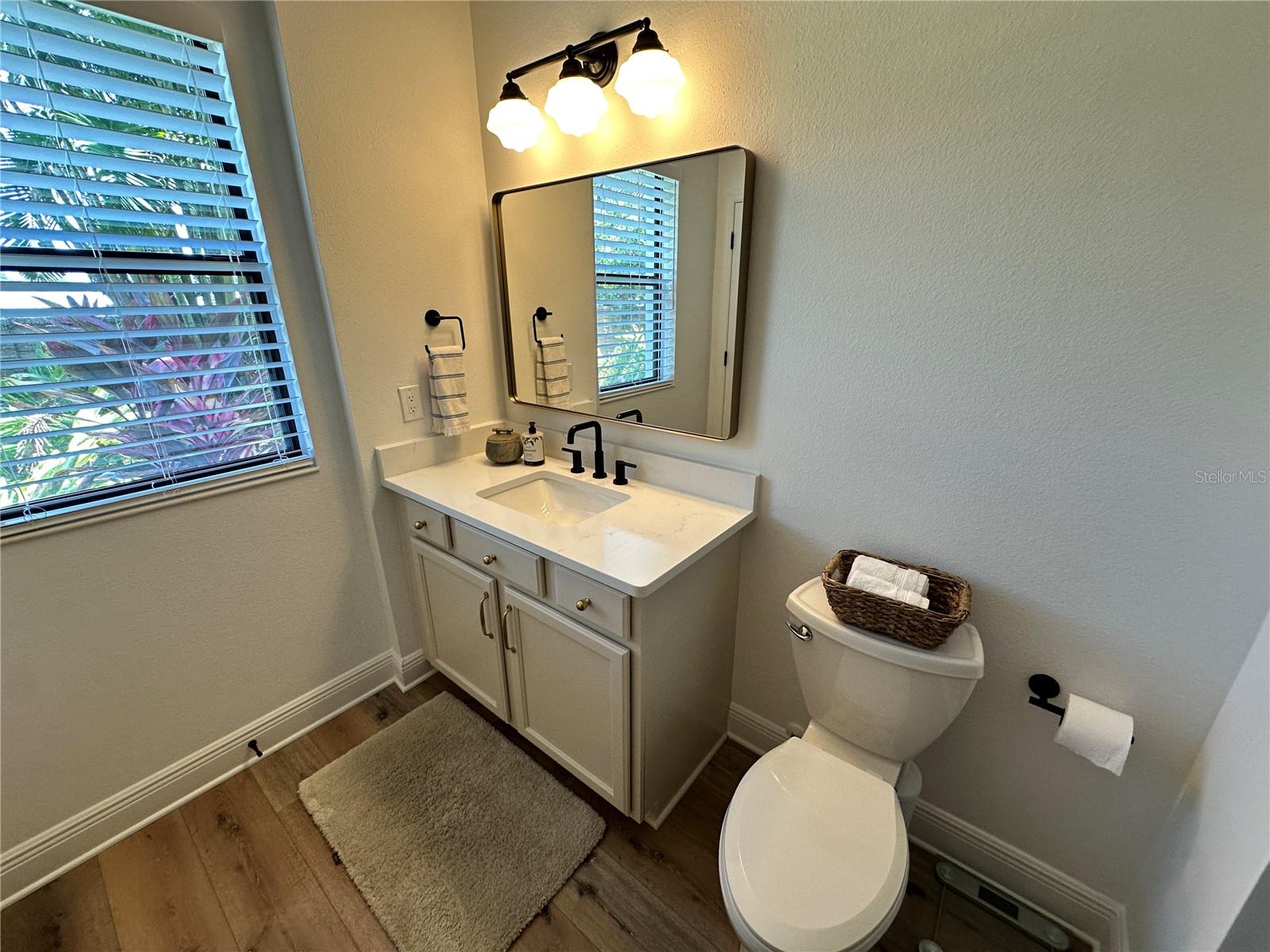 PALMA SOLA TRACE - Residential Lease