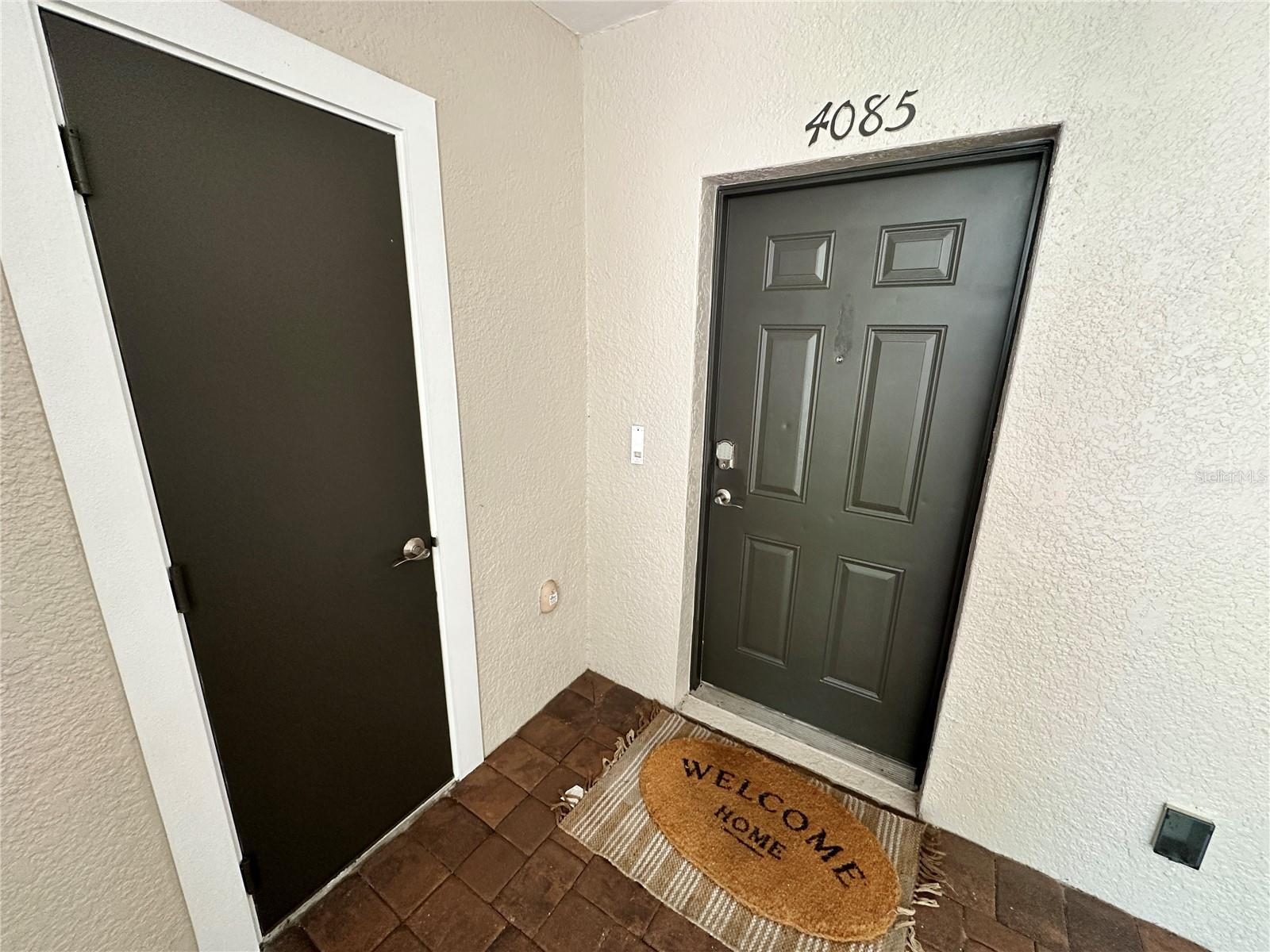 PALMA SOLA TRACE - Residential Lease