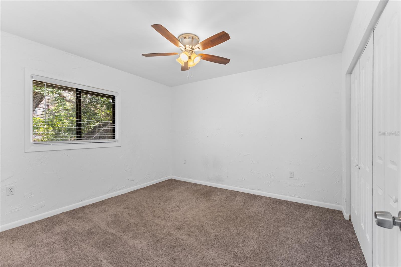 OAK BRIDGE RUN A CONDO - Residential