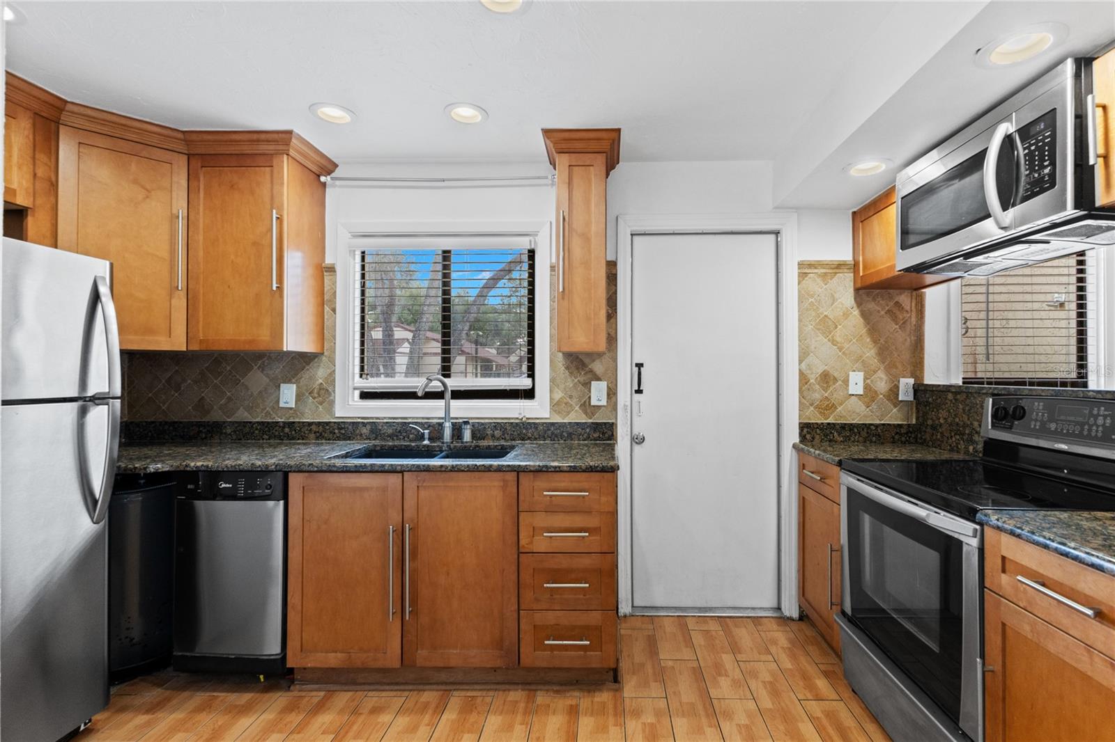 OAK BRIDGE RUN A CONDO - Residential