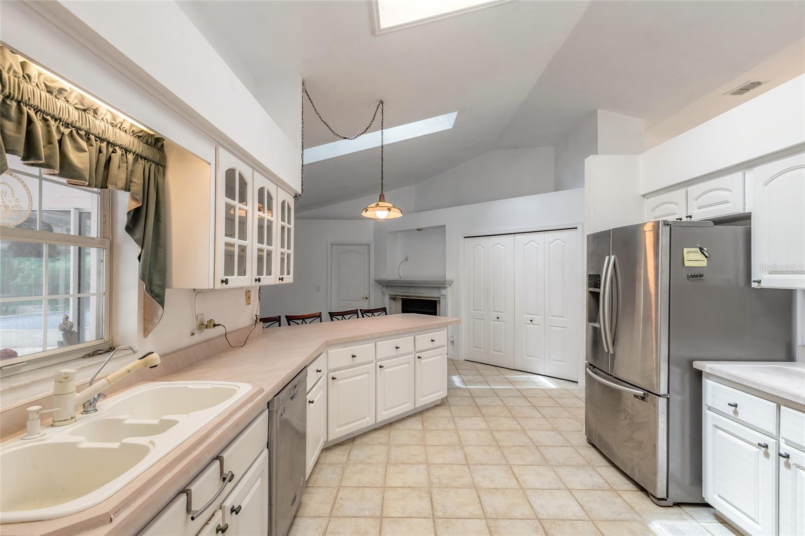 KINGSLAND COUNTRY ESTATE - Residential