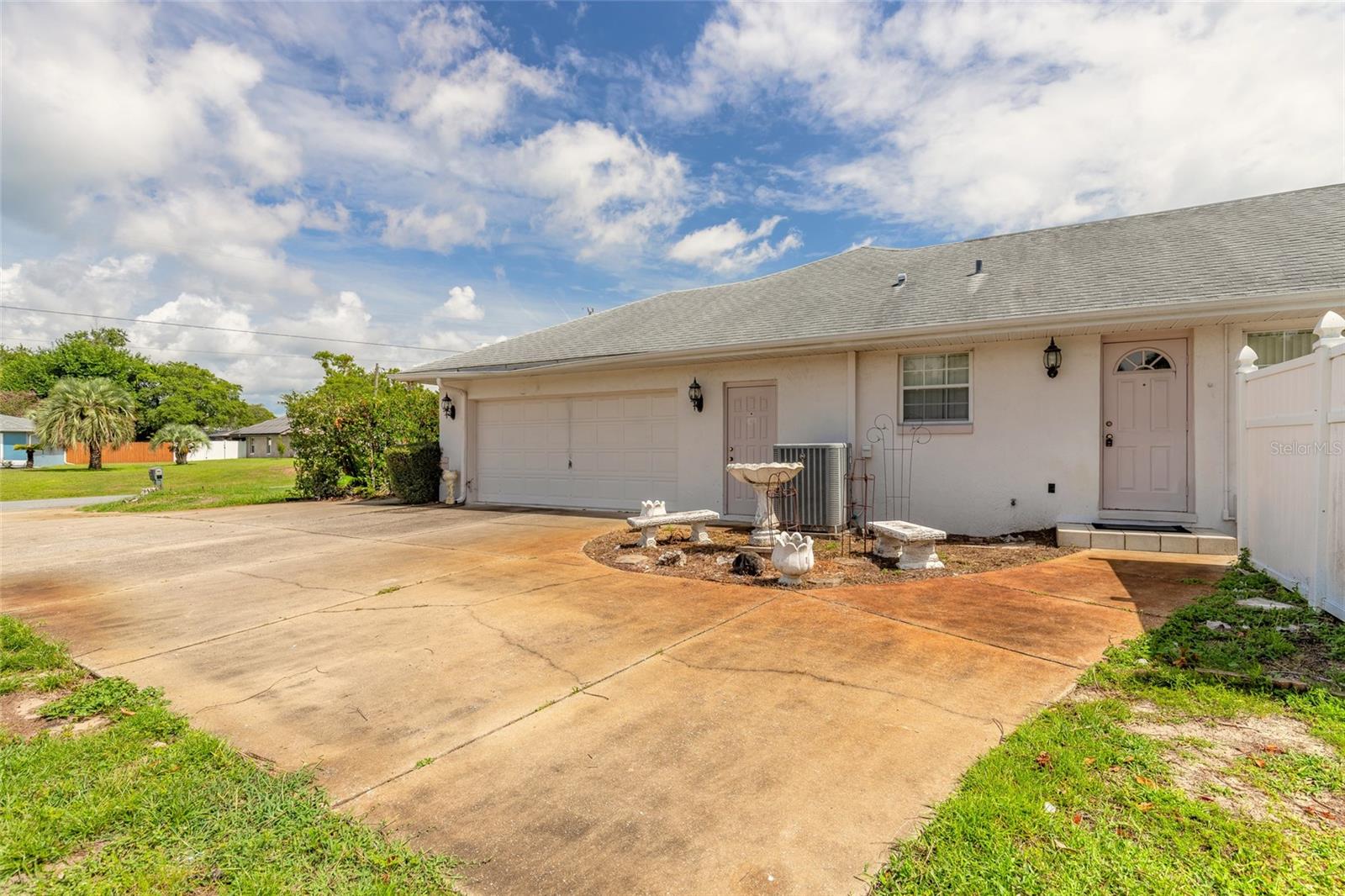 KINGSLAND COUNTRY ESTATE - Residential