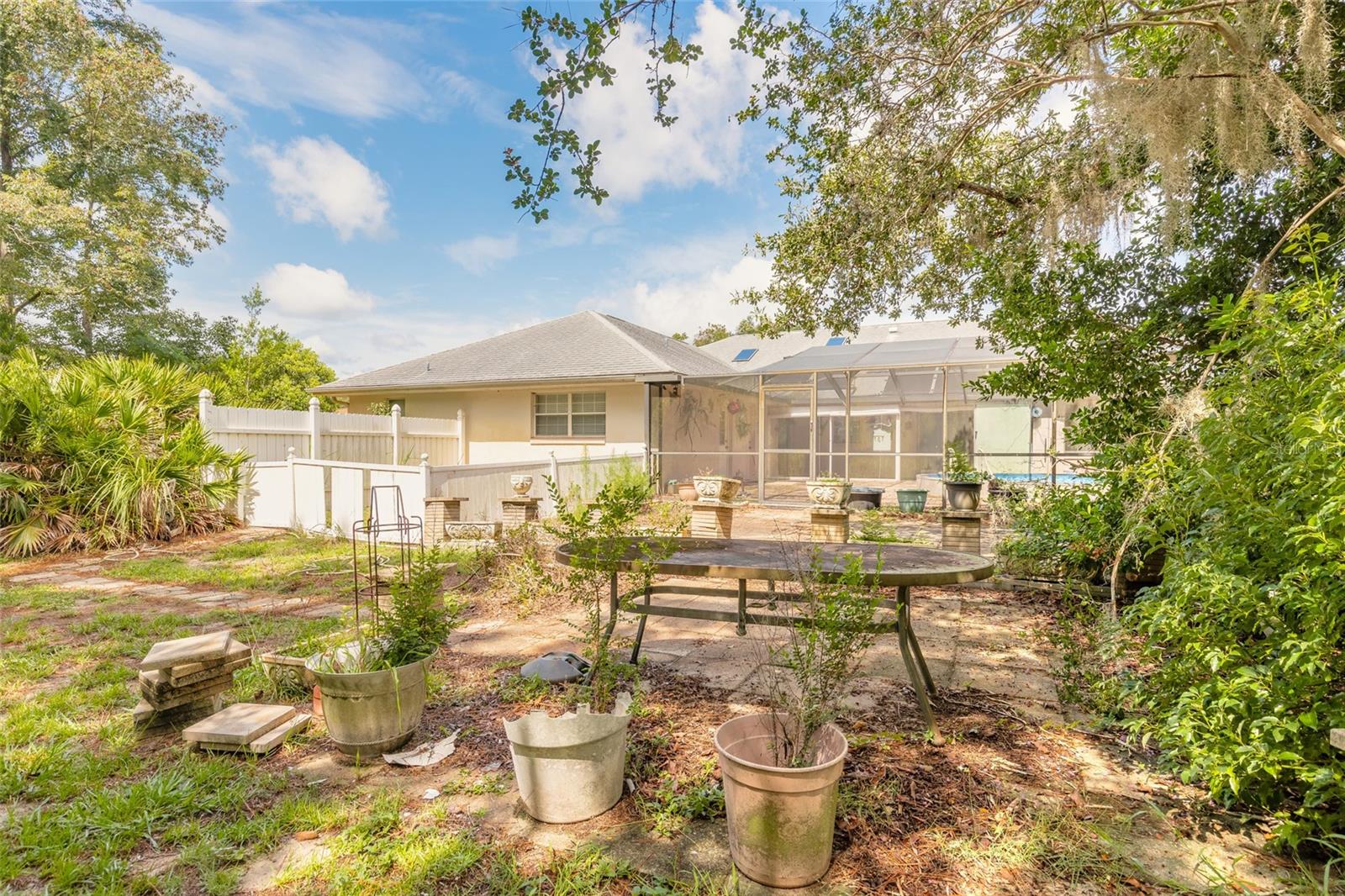 KINGSLAND COUNTRY ESTATE - Residential