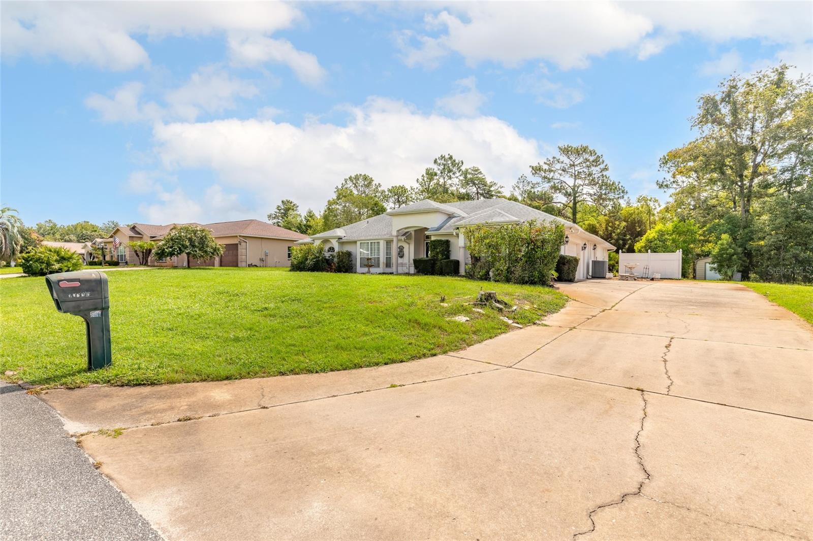 KINGSLAND COUNTRY ESTATE - Residential