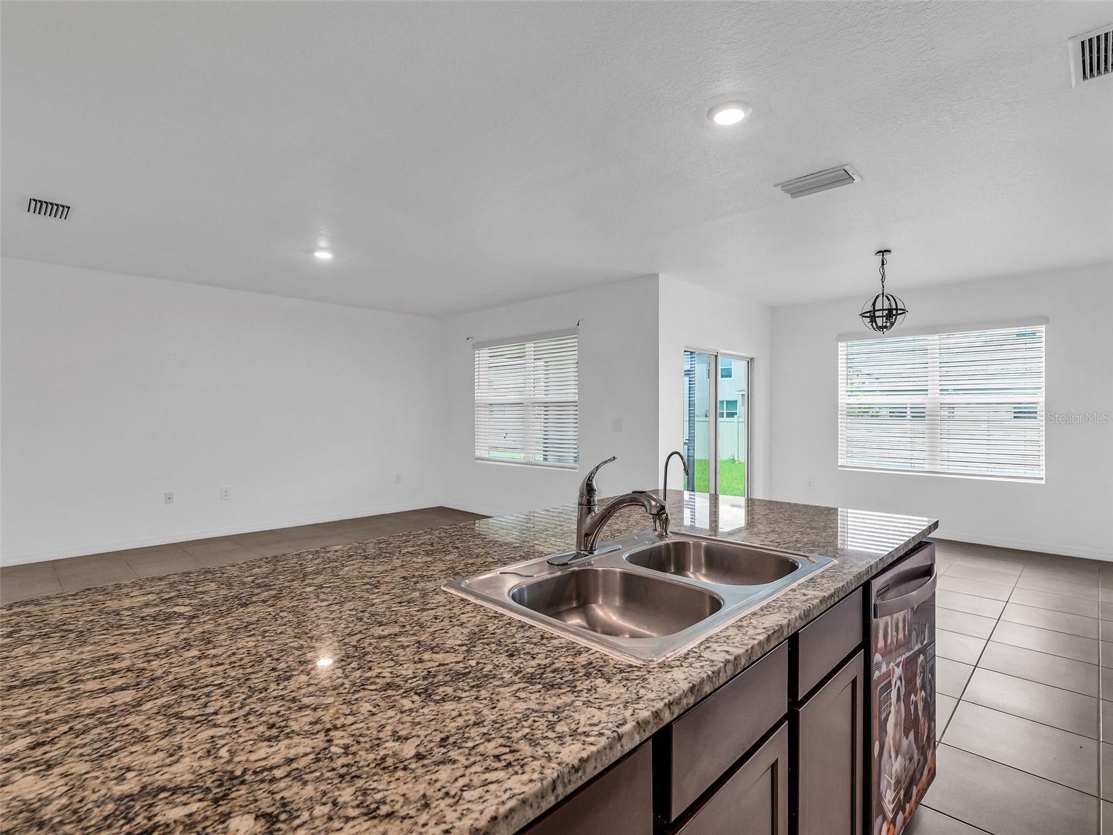 PROMENADE ESTATES PH 1 - Residential