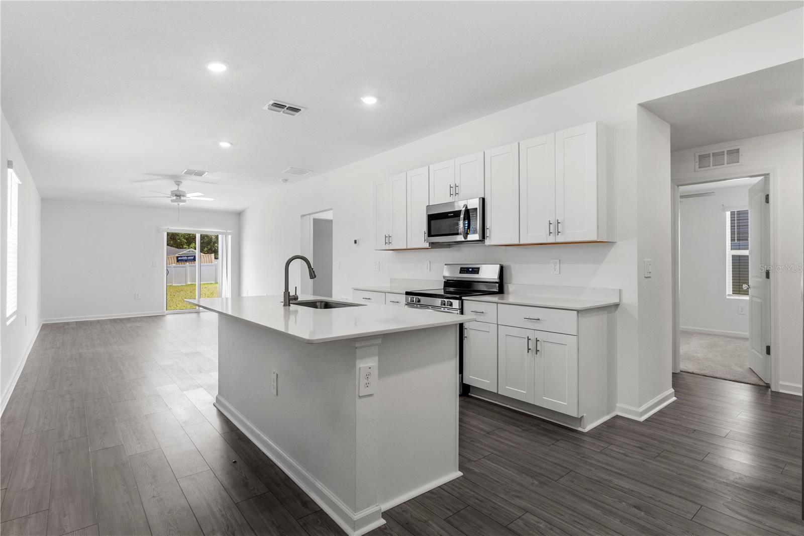 MARION RANCH PHASES - Residential Lease