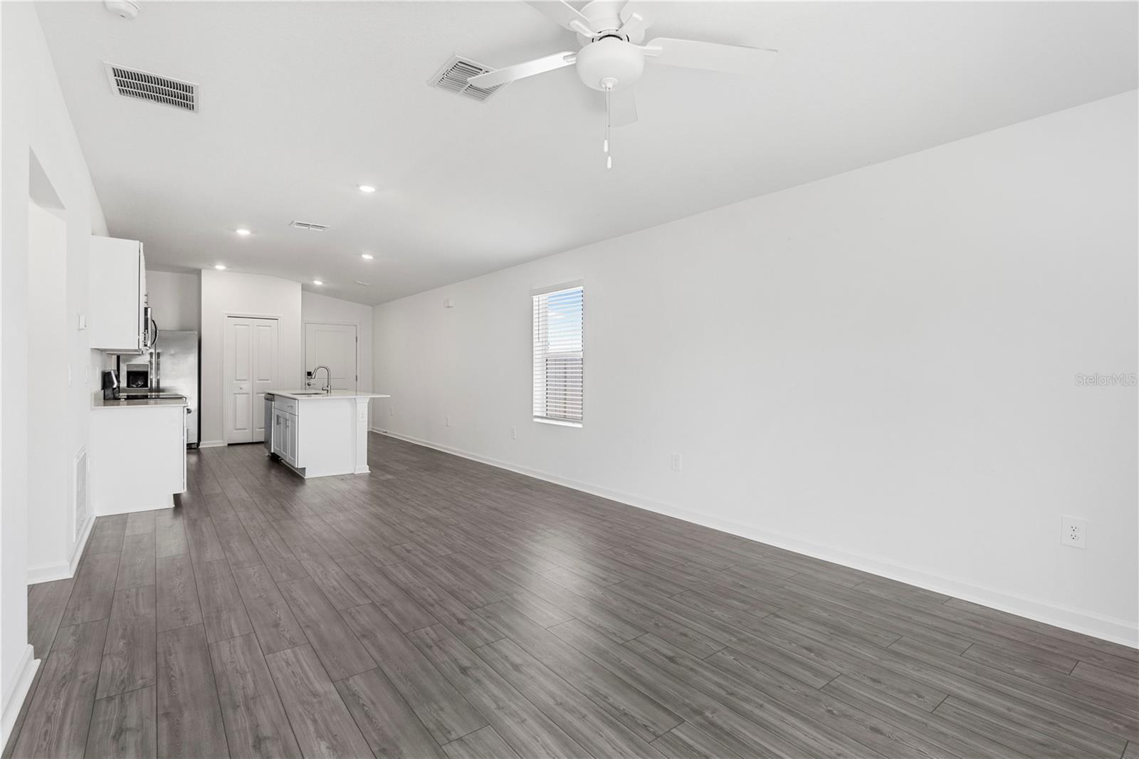 MARION RANCH PHASES - Residential Lease