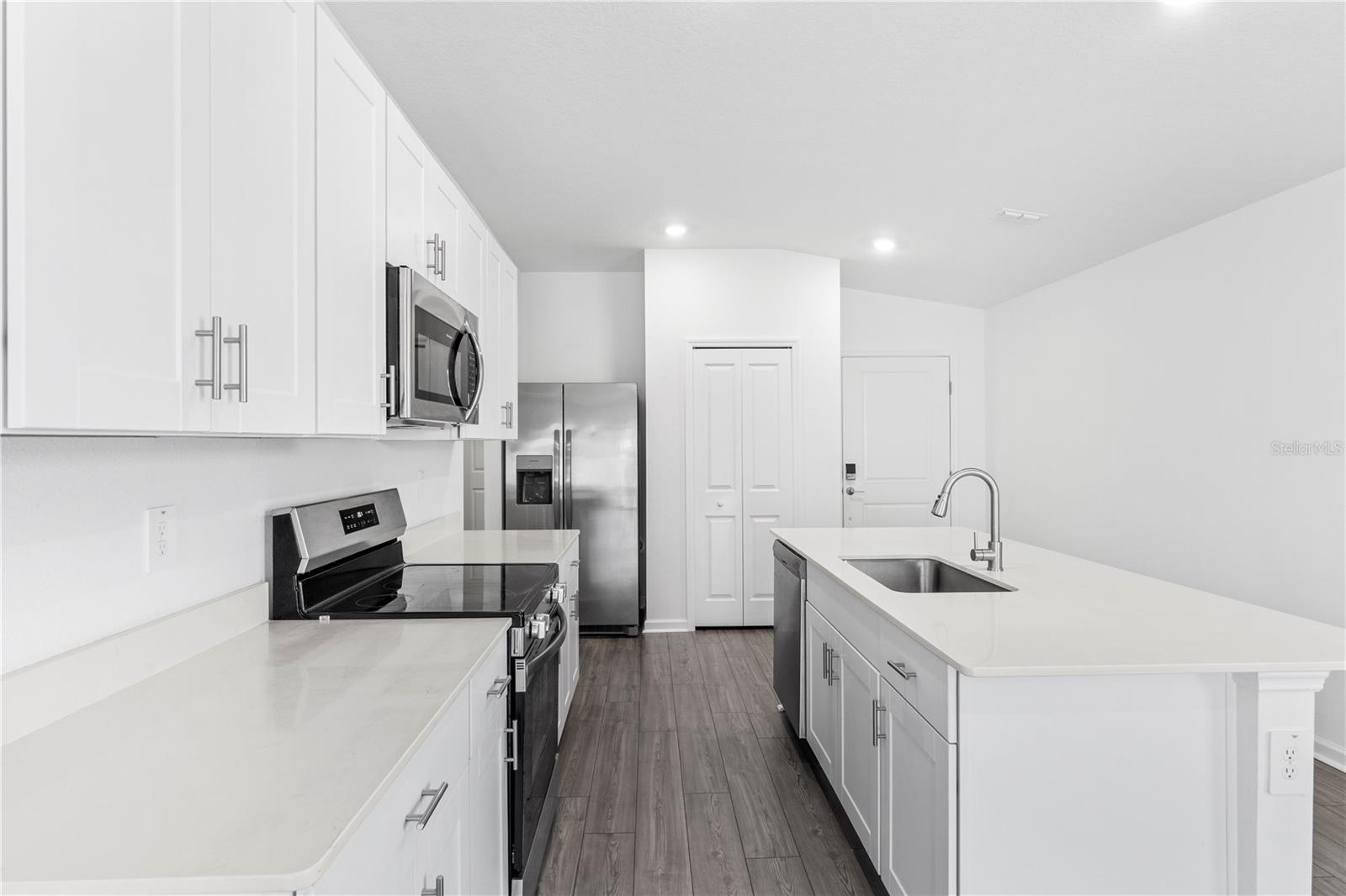 MARION RANCH PHASES - Residential Lease