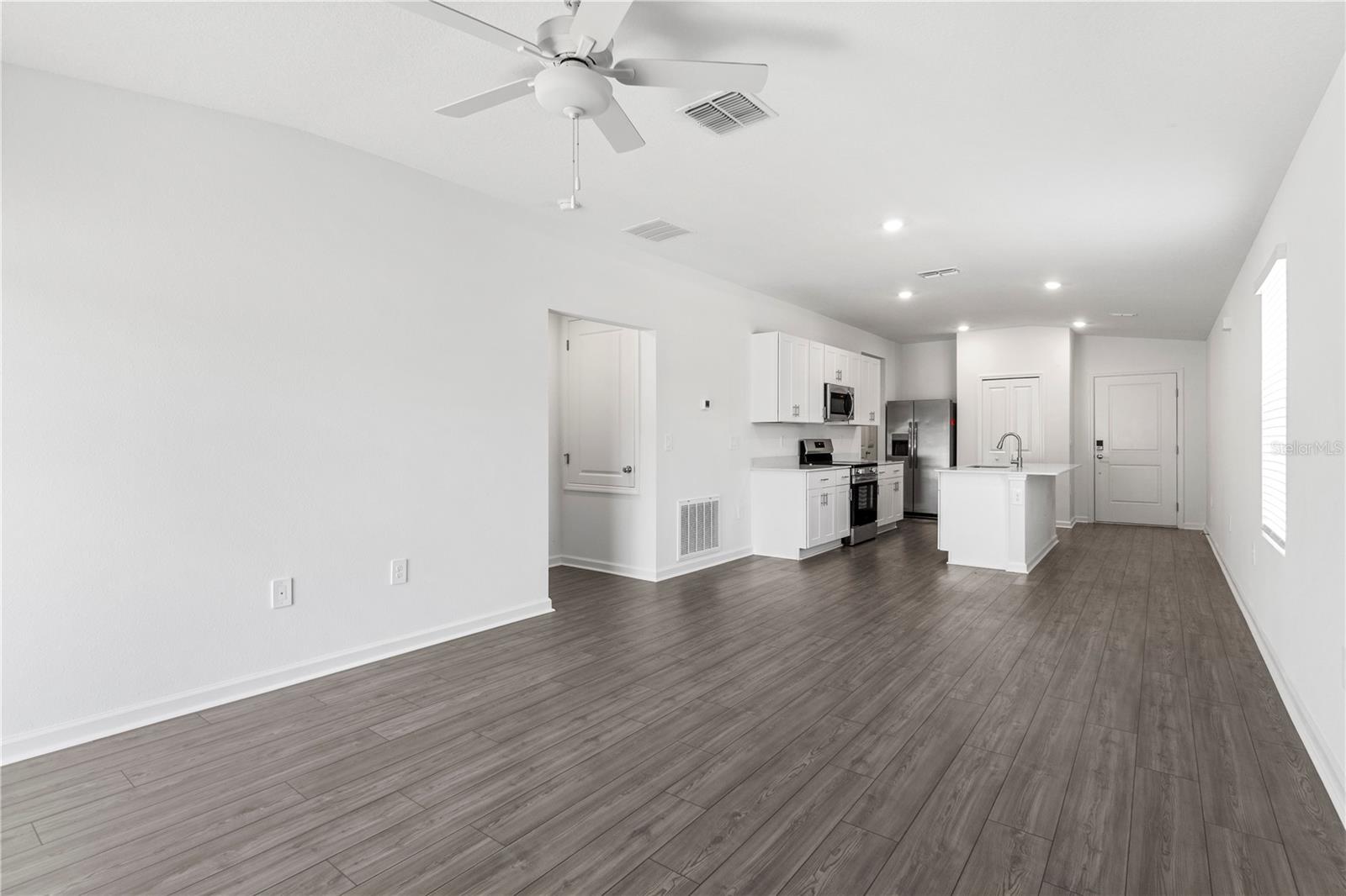 MARION RANCH PHASES - Residential Lease