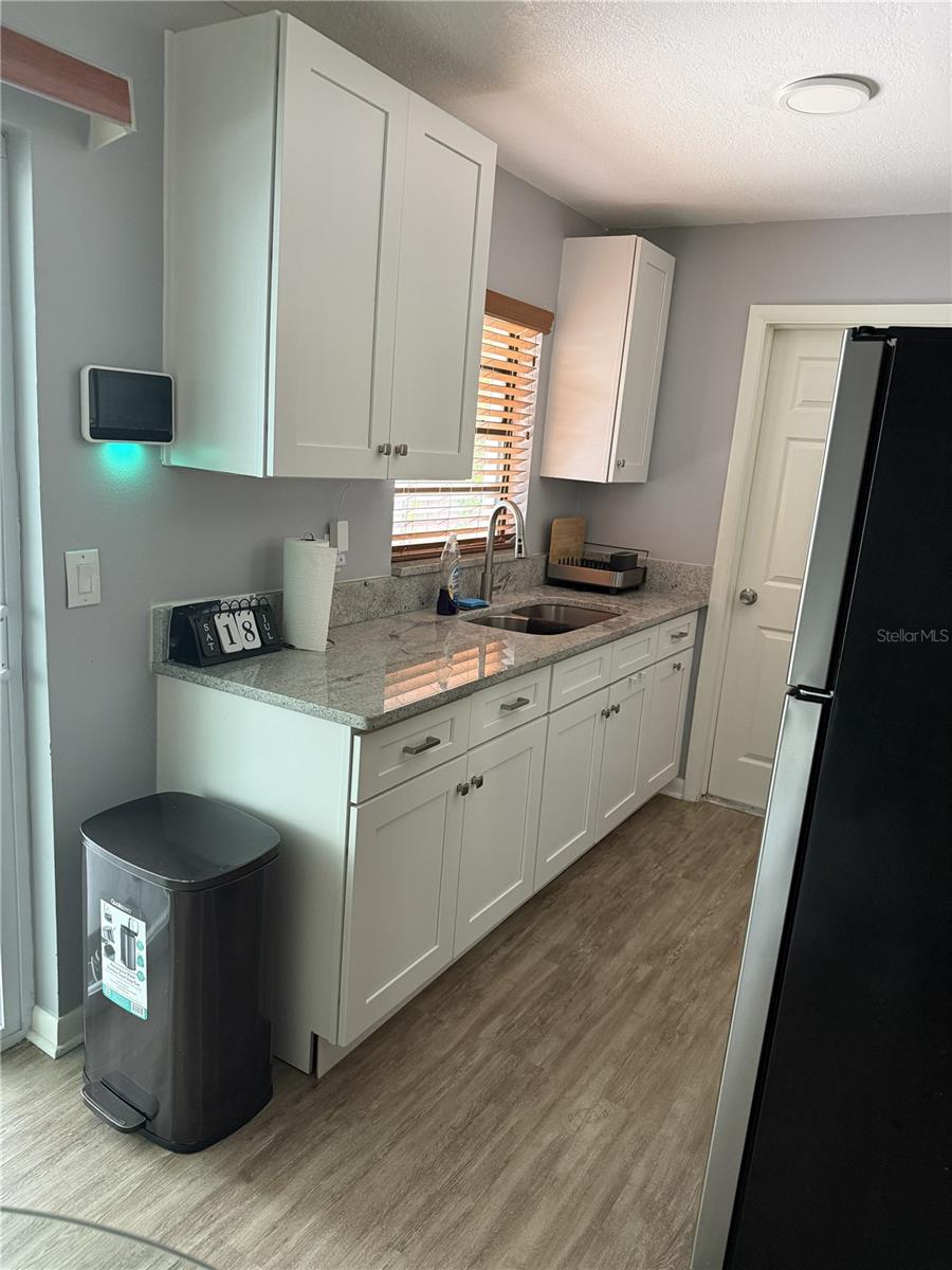 MALIBU GROVES FIRST ADD - Residential Lease