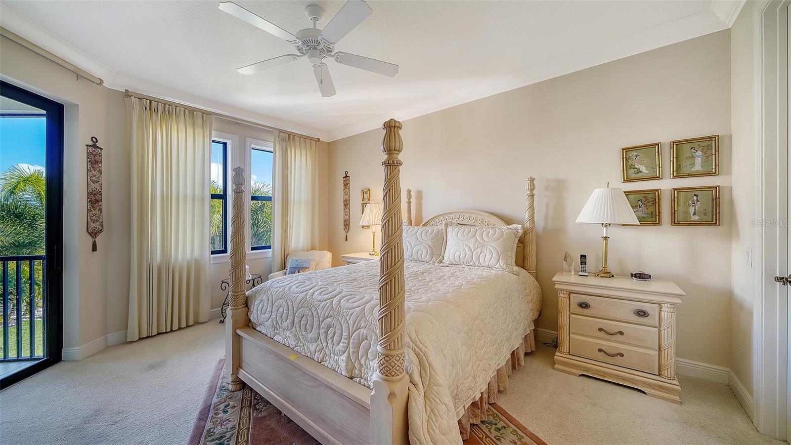 COUNTRY CLUB SHORES - Residential
