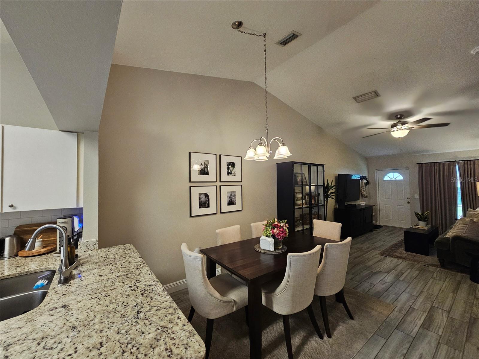HILLSIDE VILLAS - Residential Lease