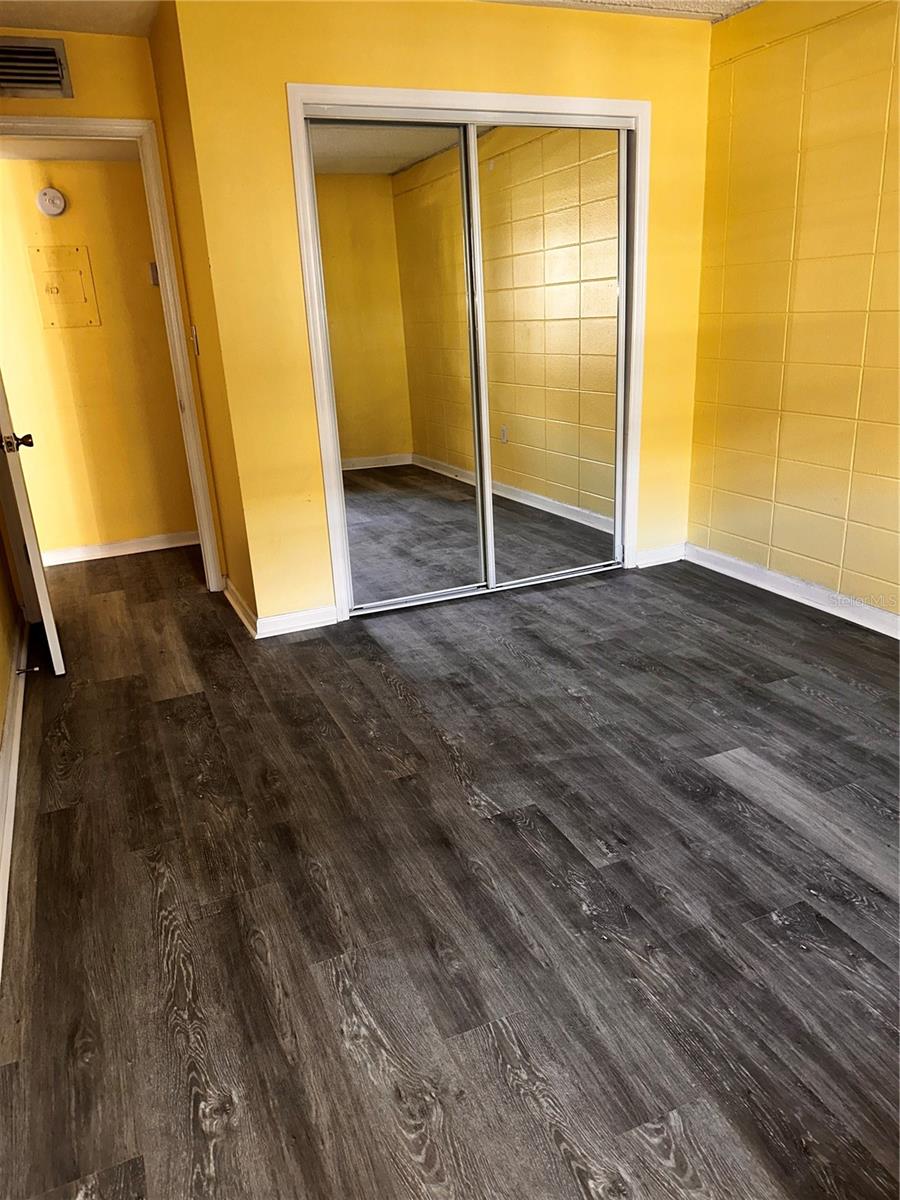 BAYSHORE LANDINGS A CONDOMINIU - Residential Lease