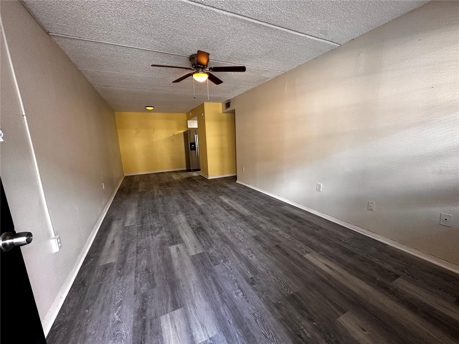 BAYSHORE LANDINGS A CONDOMINIU - Residential Lease
