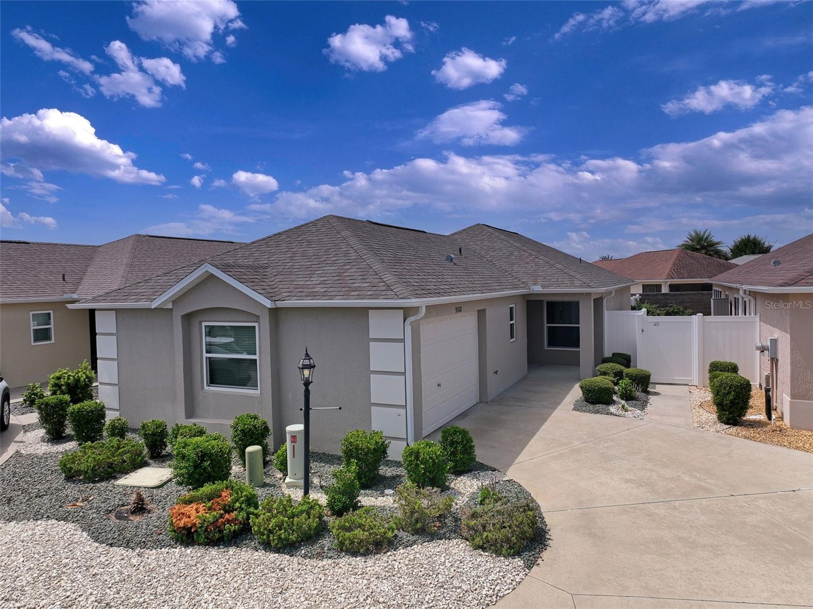 PHILLIPS VILLAS - Residential