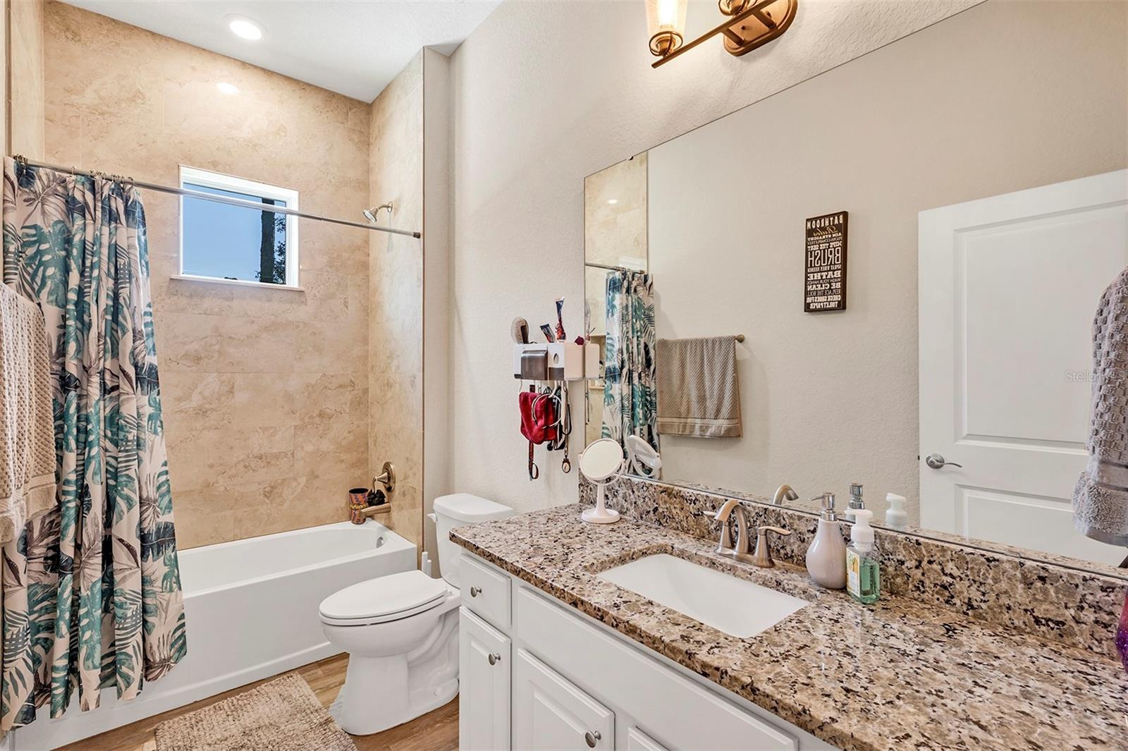 ST JOHNS RIVER ESTATES UNIT 01 - Residential