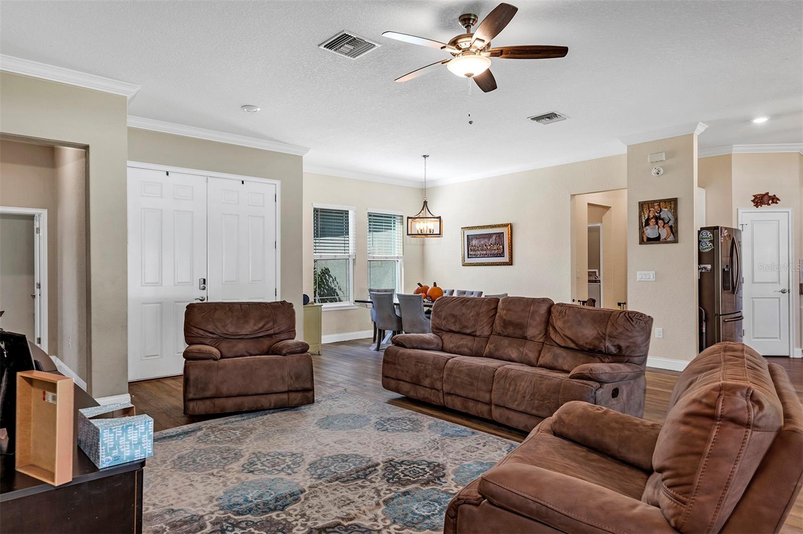ST JOHNS RIVER ESTATES UNIT 01 - Residential