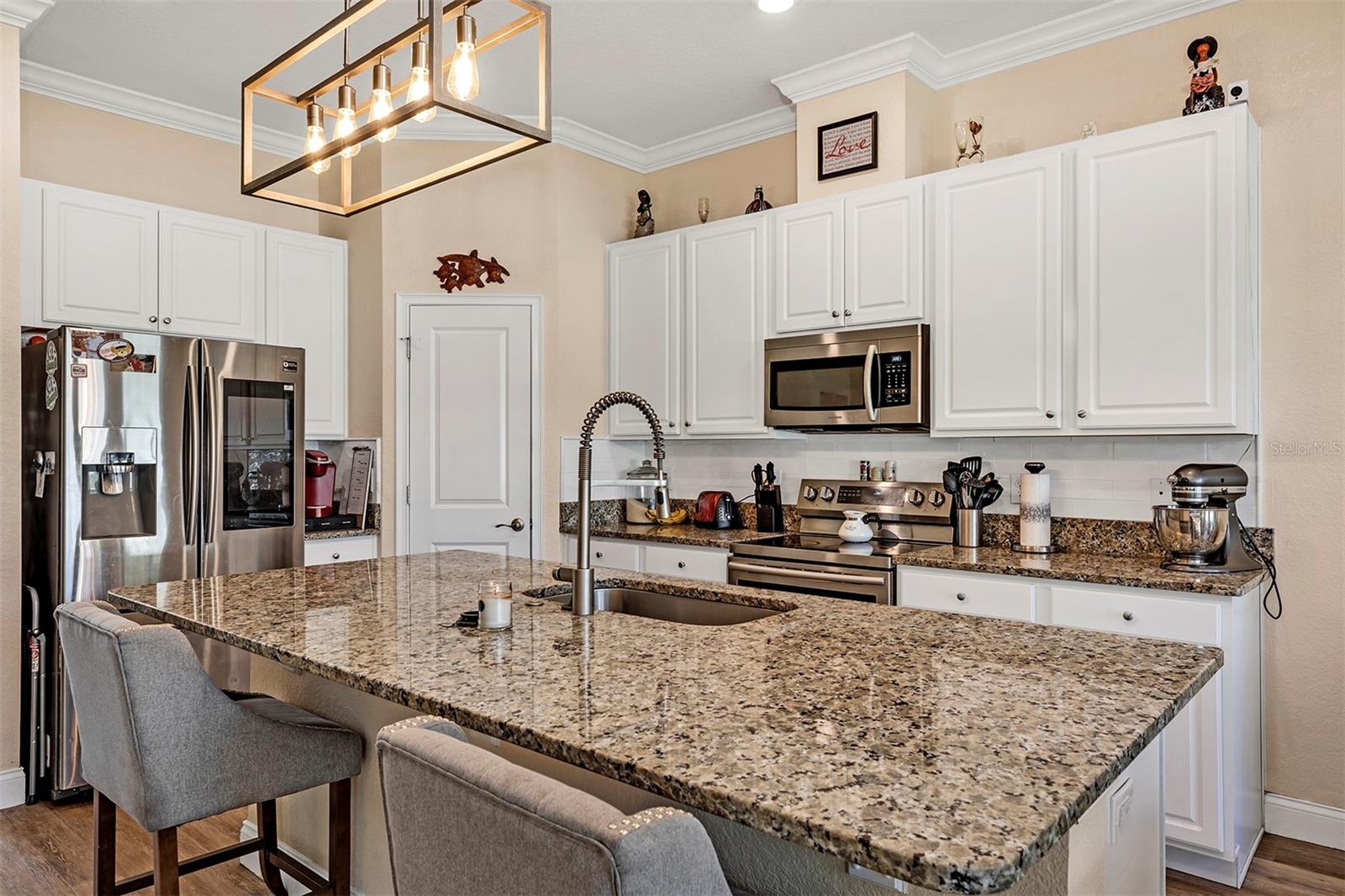 ST JOHNS RIVER ESTATES UNIT 01 - Residential