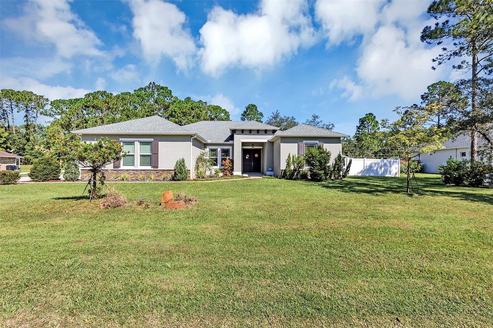 ST JOHNS RIVER ESTATES UNIT 01 - Residential