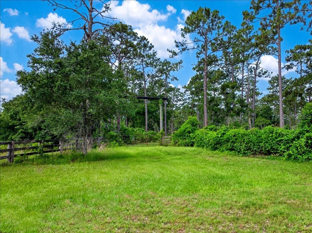 SADDLE BROOK FARMS - Land