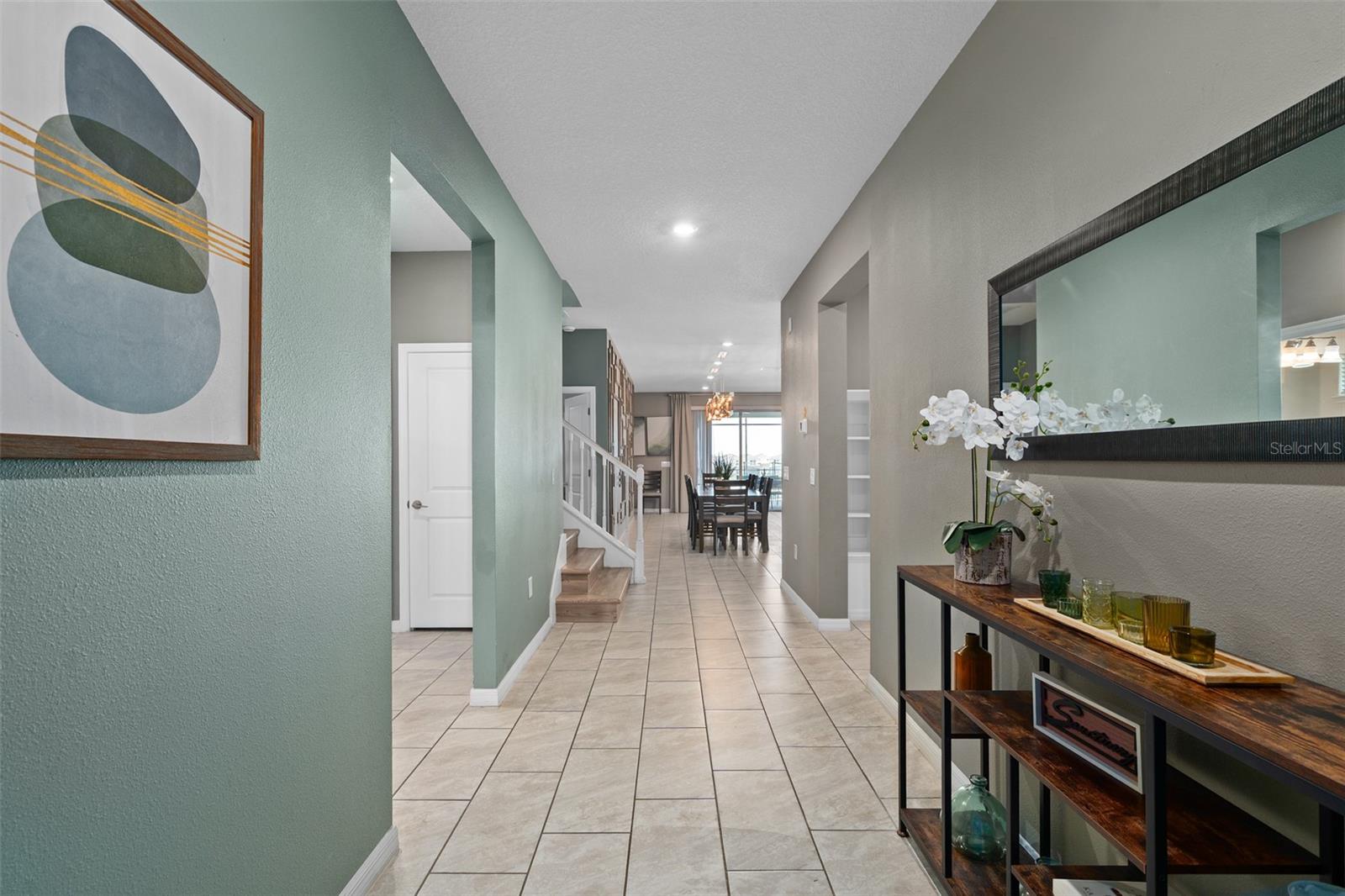WINDSOR ISLAND RESIDENCE PH 2B - Residential