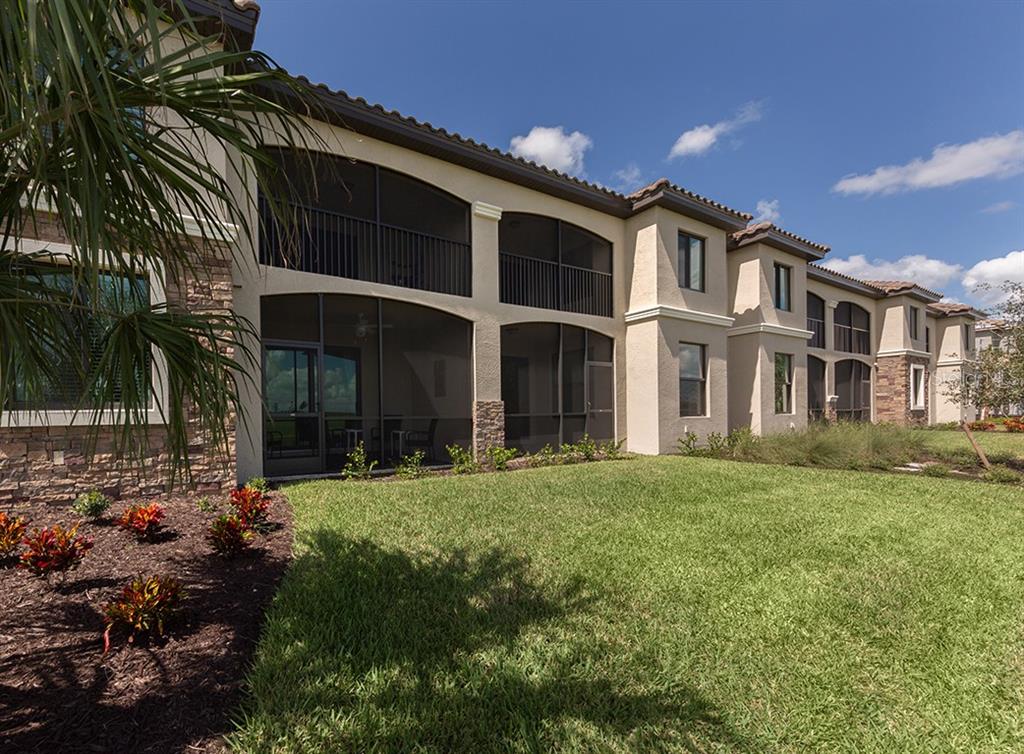LAKEWOOD NATIONAL - Residential Lease