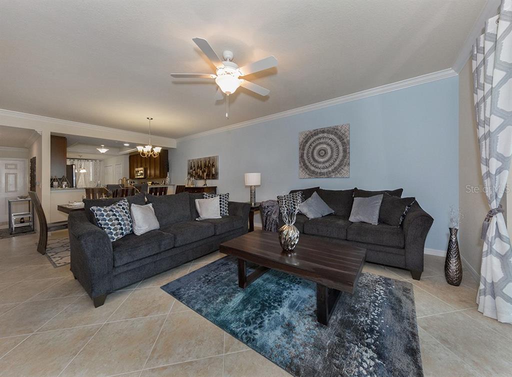 LAKEWOOD NATIONAL - Residential Lease