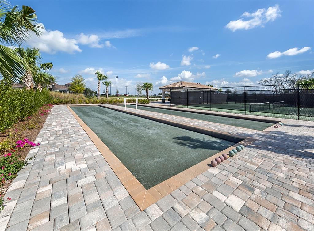 LAKEWOOD NATIONAL - Residential Lease