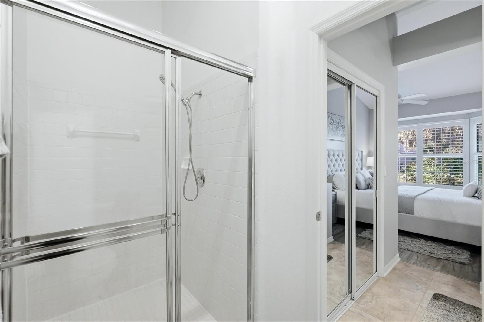 UNIVERSITY PARK COUNTRY CLUB - Residential