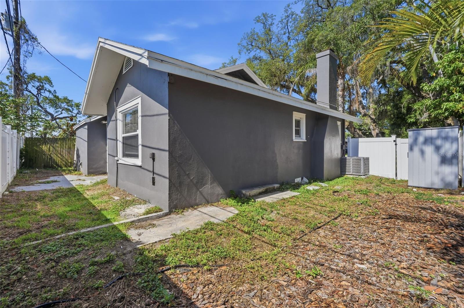 LAKEVIEW HEIGHTS - Residential
