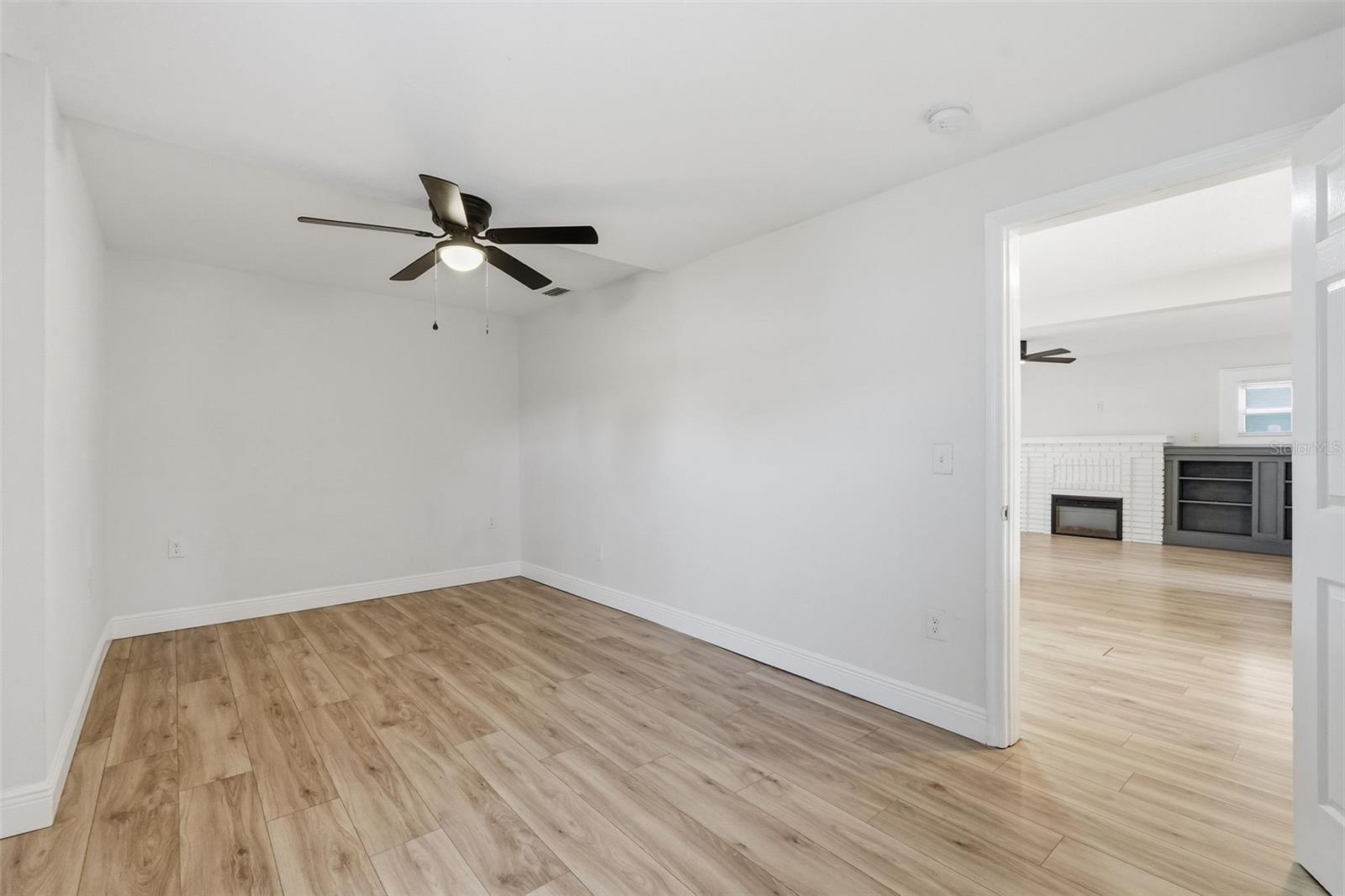 LAKEVIEW HEIGHTS - Residential