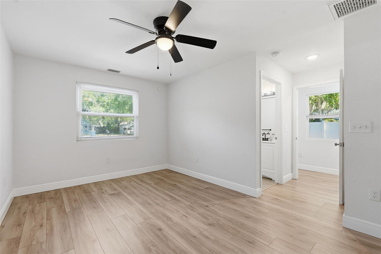 LAKEVIEW HEIGHTS - Residential