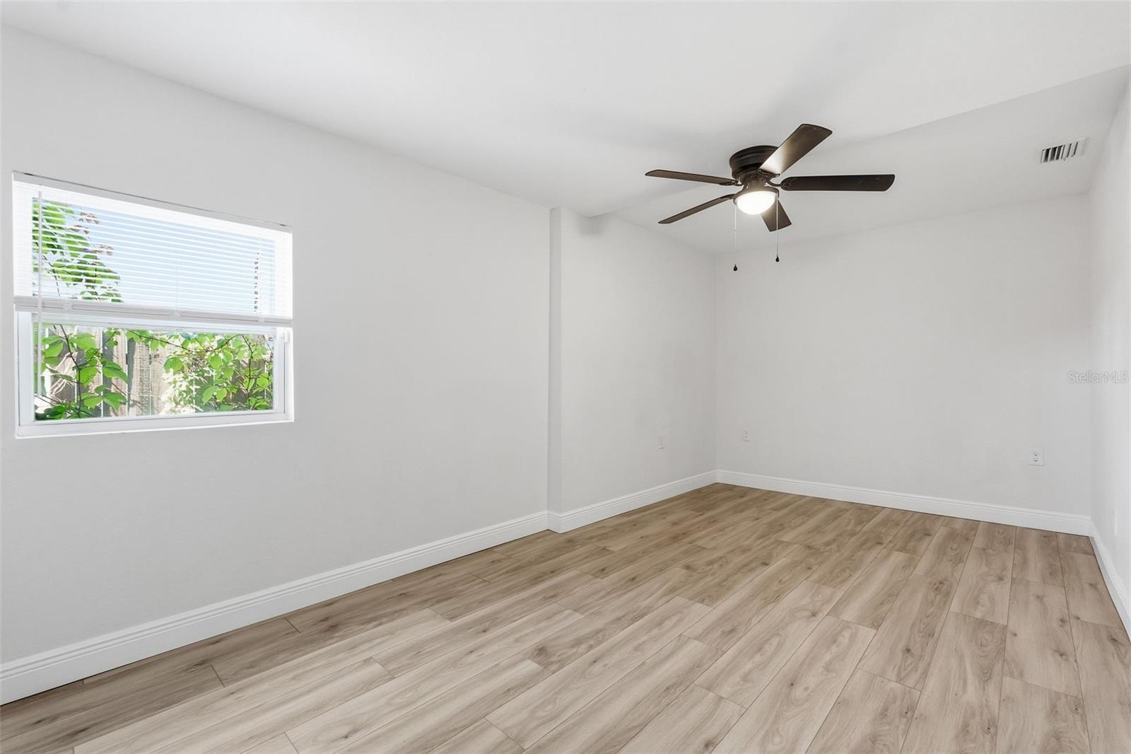 LAKEVIEW HEIGHTS - Residential